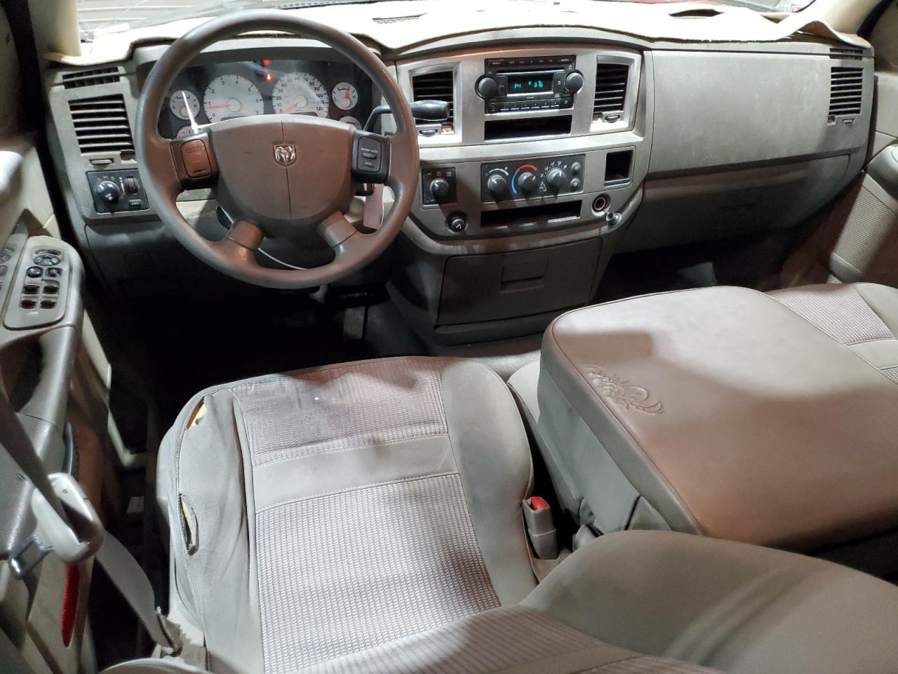 2007 Dodge Ram 1500 St VIN: 1D7HU18257J590693 Lot: 82458625