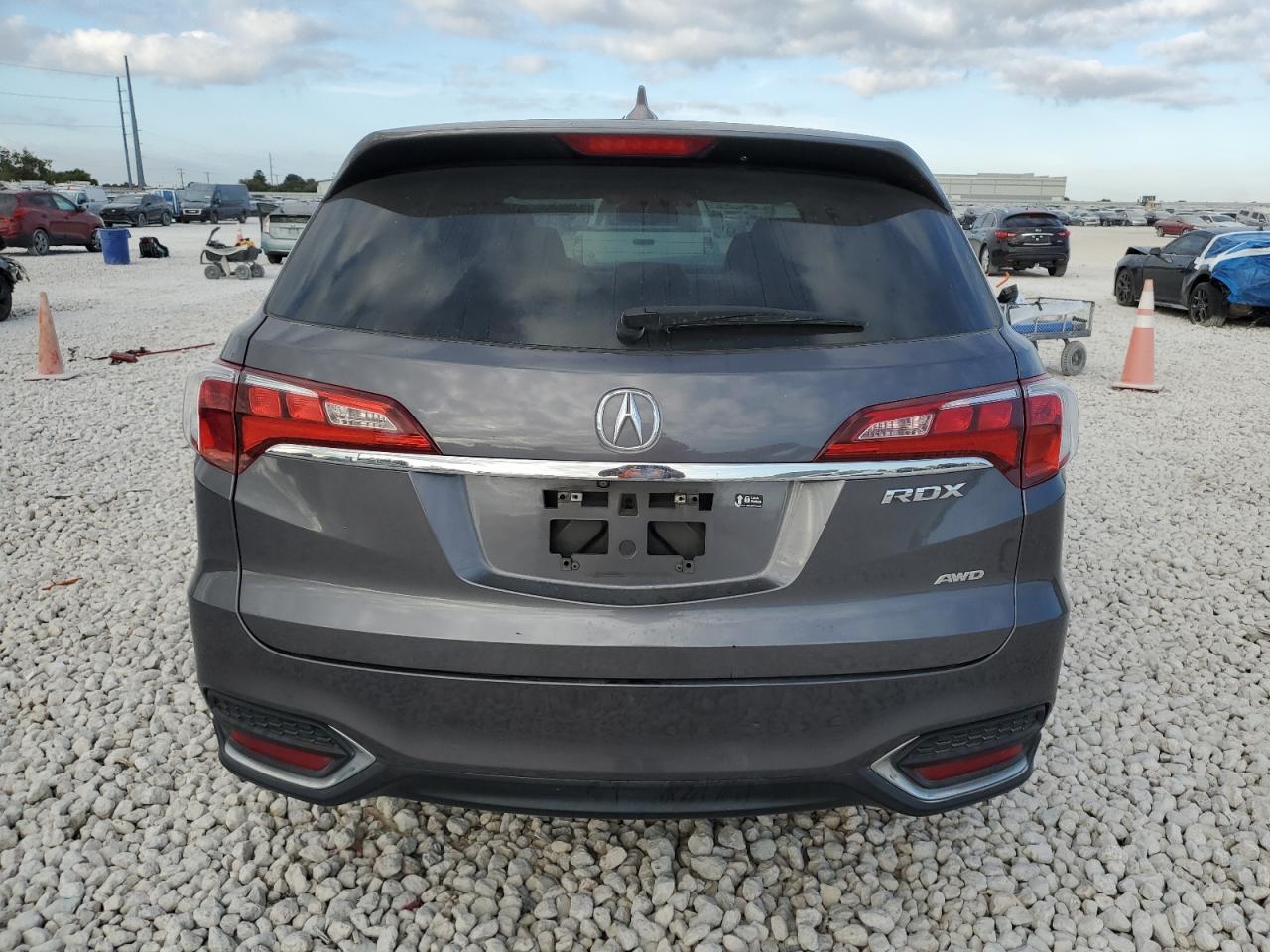 2017 Acura Rdx Technology VIN: 5J8TB4H55HL015183 Lot: 86888325
