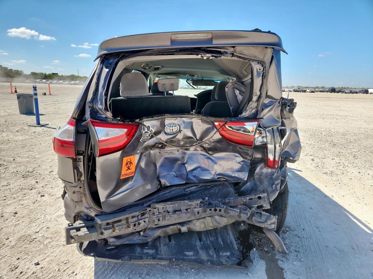 2015 Toyota Sienna Le VIN: 5TDKK3DC0FS637310 Lot: 86512015