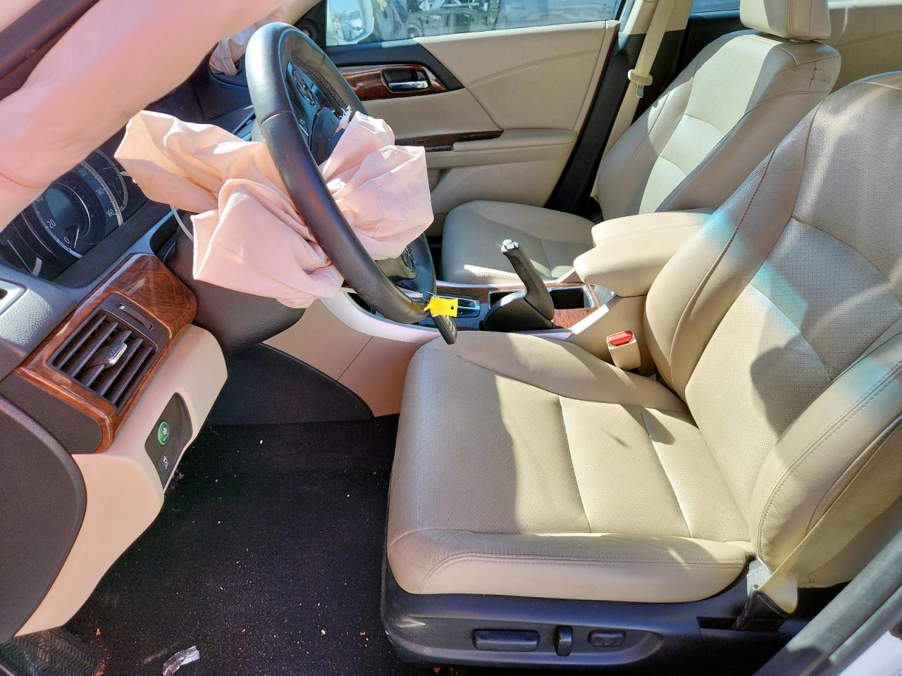 2015 Honda Accord Exl VIN: 1HGCR2F84FA082962 Lot: 85646275