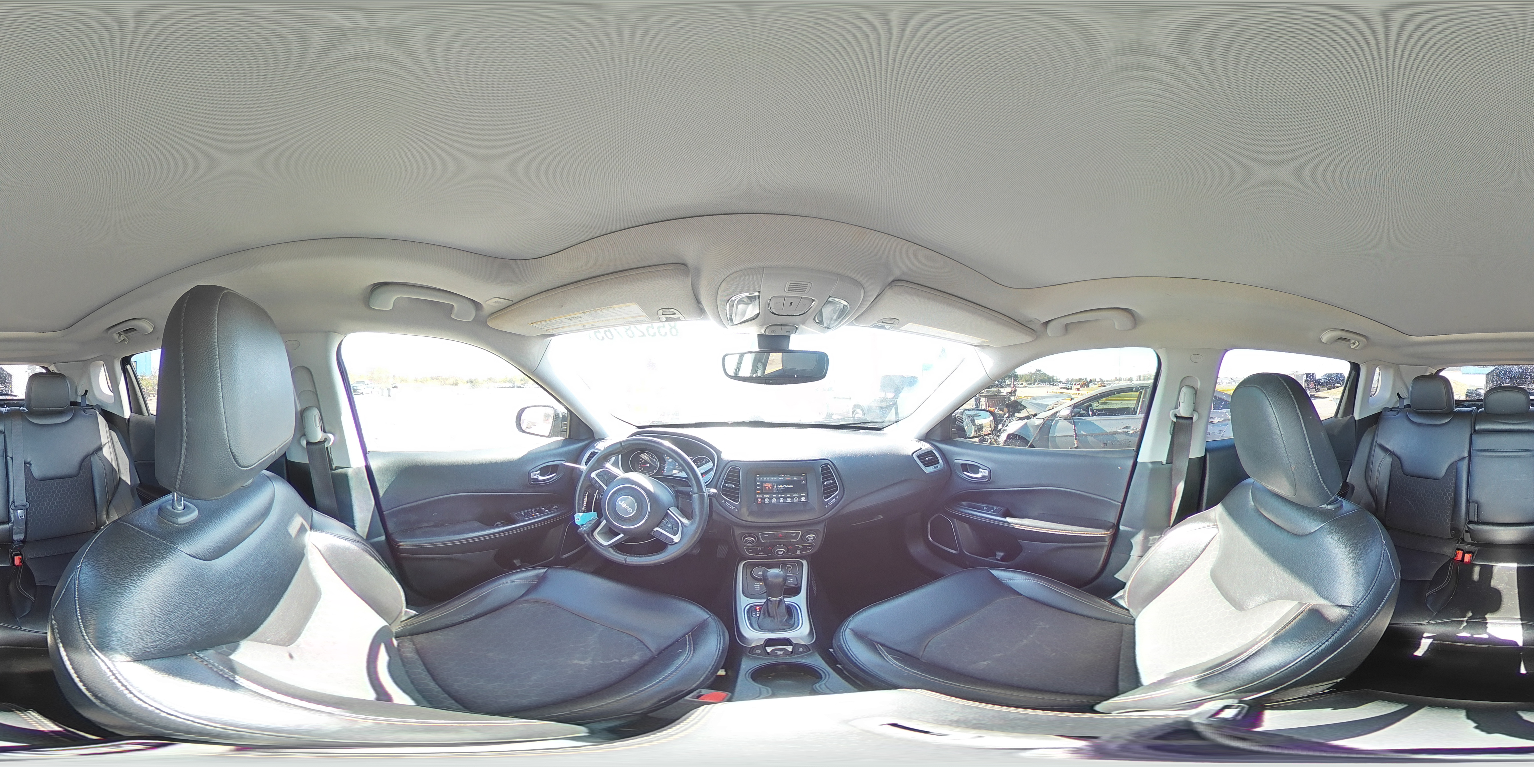 2018 Jeep Compass Latitude VIN: 3C4NJDBB7JT399499 Lot: 85528765