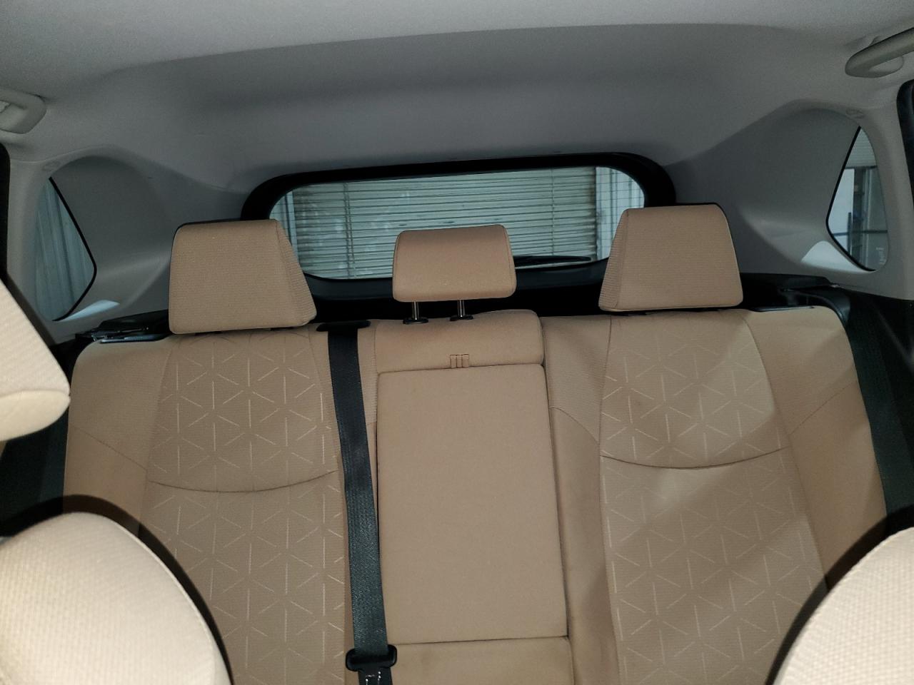 2019 Toyota Rav4 Xle VIN: JTMRWRFV6KJ015970 Lot: 84283465