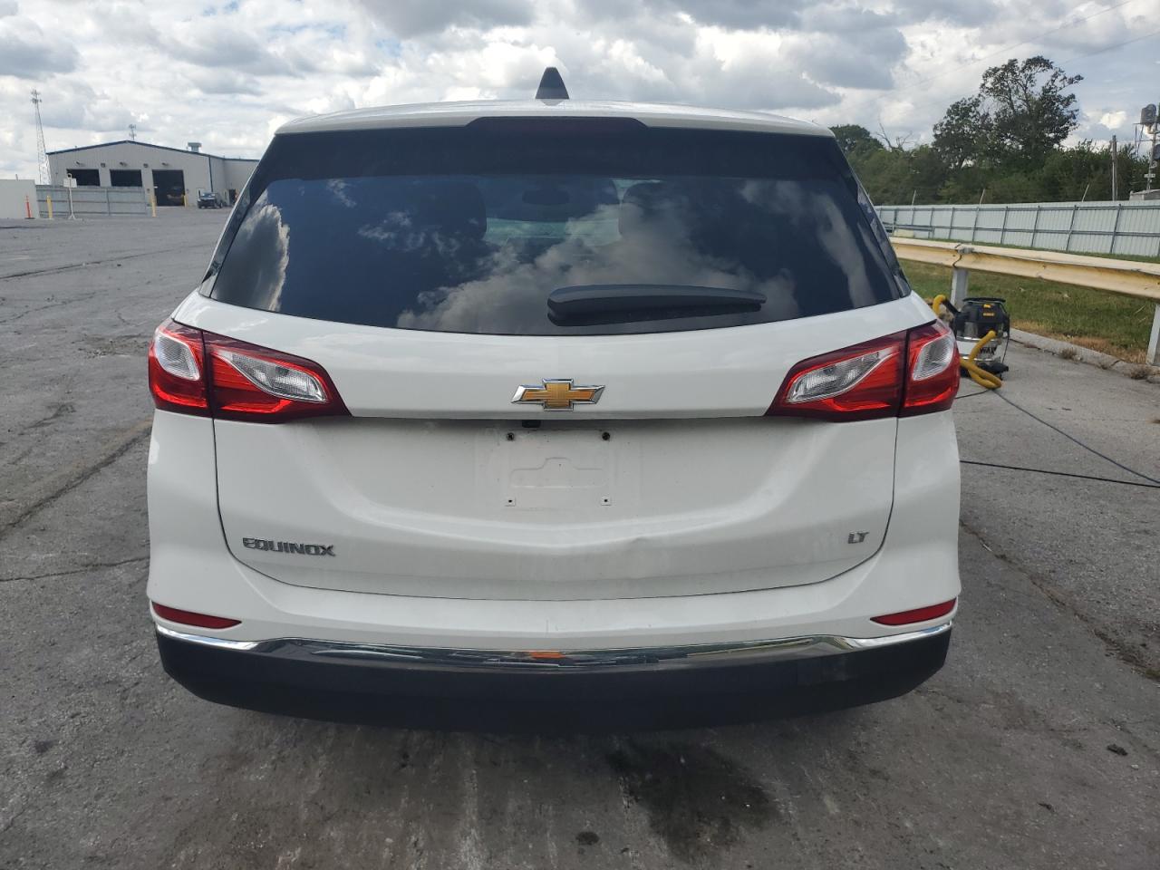 2018 Chevrolet Equinox Lt VIN: 2GNAXJEV6J6307537 Lot: 84284115