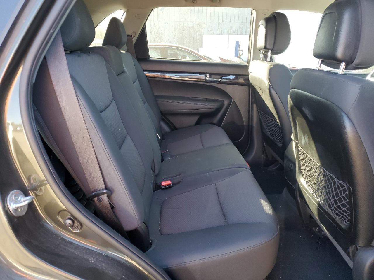2012 Kia Sorento Base VIN: 5XYKT3A66CG203025 Lot: 82398755