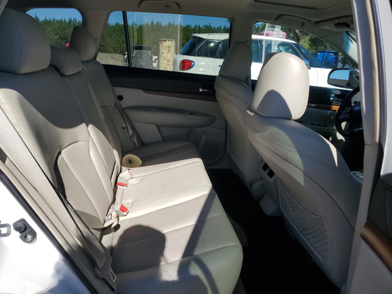 2014 Subaru Outback 2.5I Limited VIN: 4S4BRCNC6E3294282 Lot: 90372335