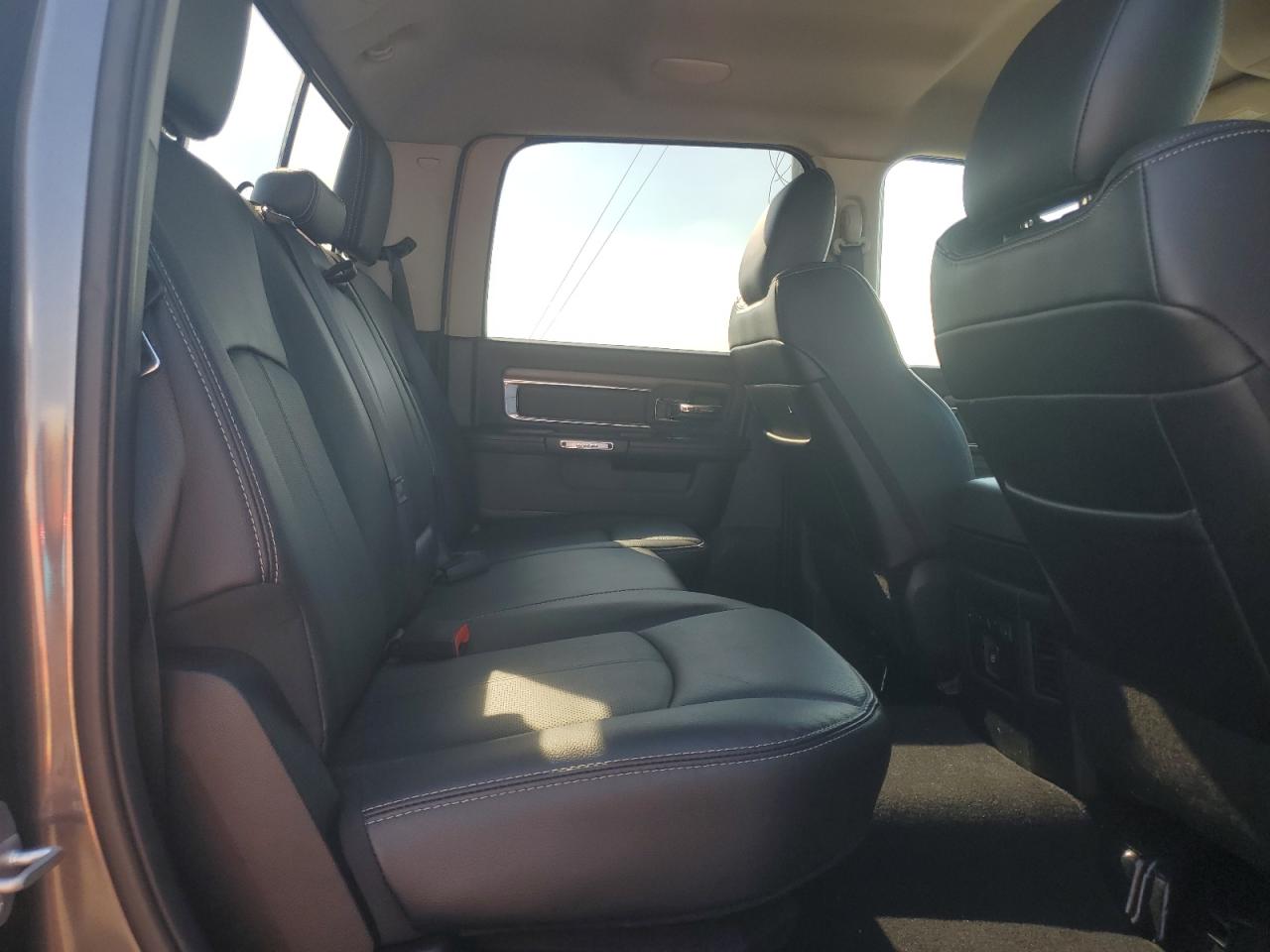 2018 Ram 1500 Laramie VIN: 1C6RR7NT6JS149017 Lot: 89854535