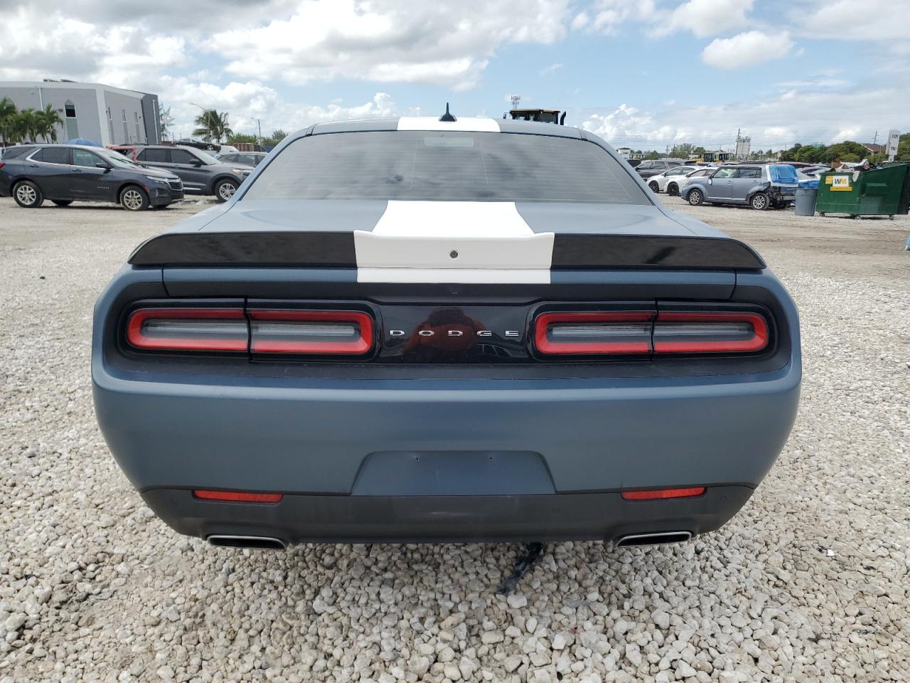 2018 Dodge Challenger Sxt VIN: 2C3CDZAG9JH258469 Lot: 90706895