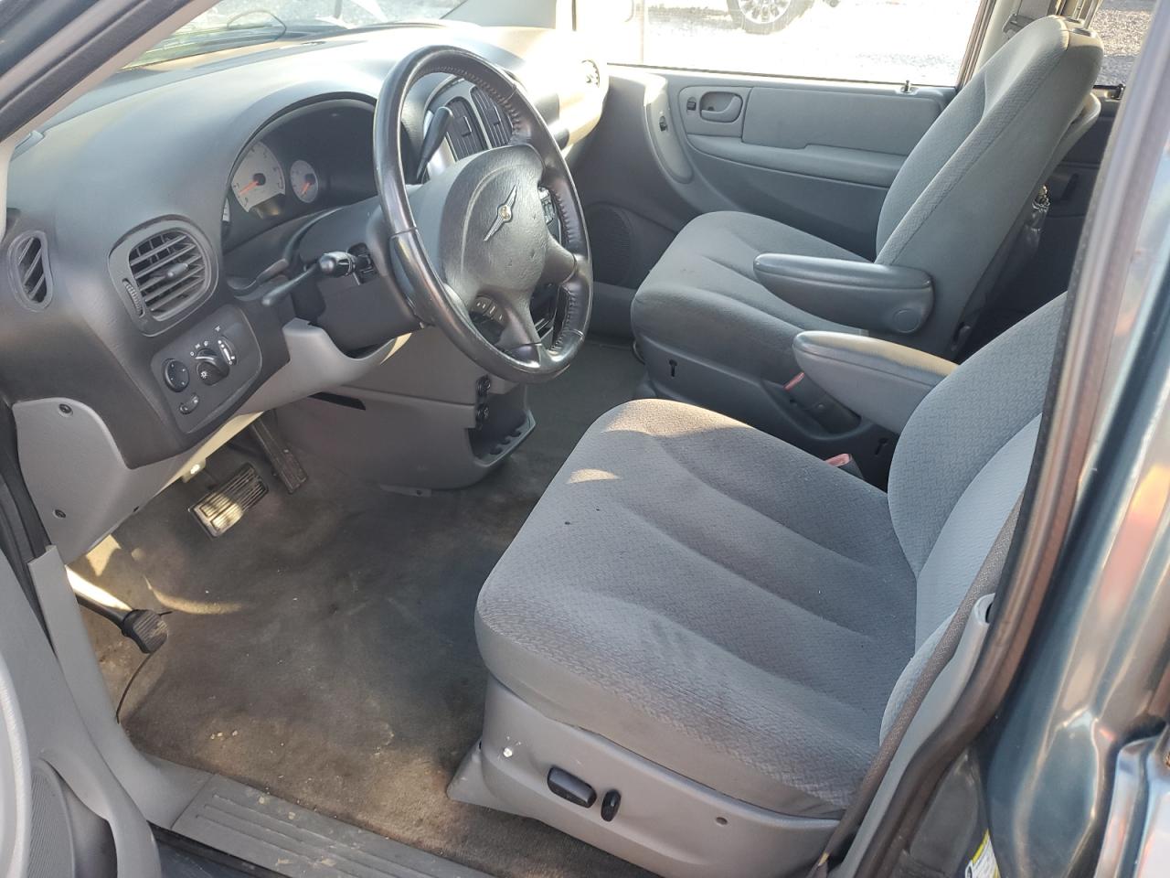 2006 Chrysler Town & Country Touring VIN: 2A4GP54LX6R812460 Lot: 90996705