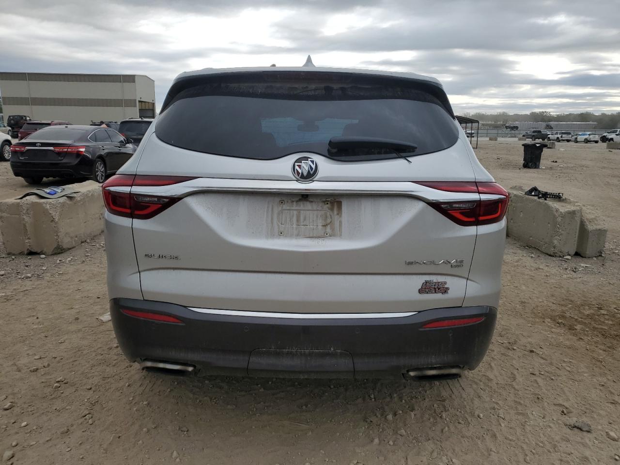 2018 Buick Enclave Premium VIN: 5GAEVBKW1JJ182387 Lot: 85142705