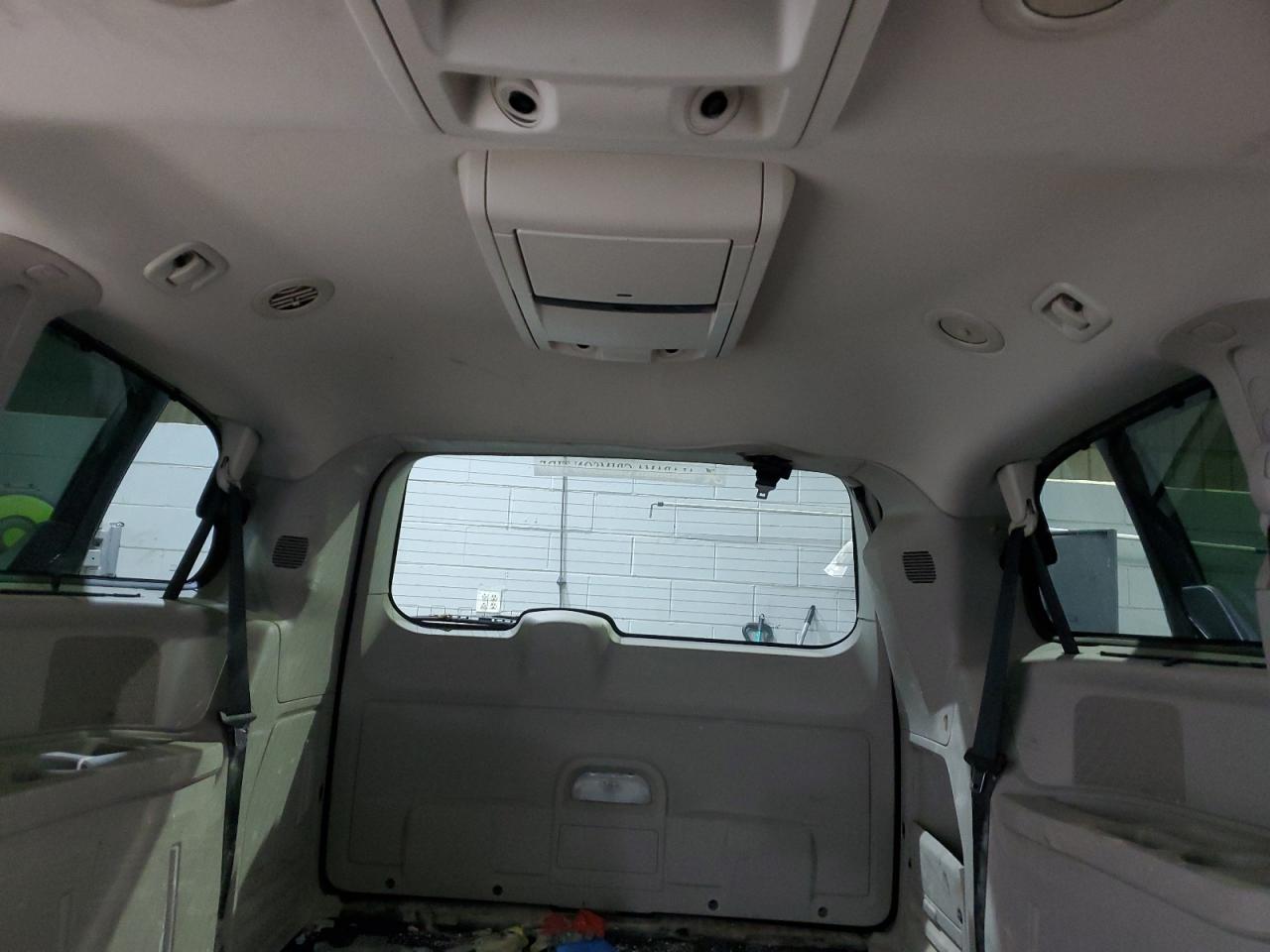 2011 Chrysler Town & Country Touring L VIN: 2A4RR8DG1BR635797 Lot: 85089165