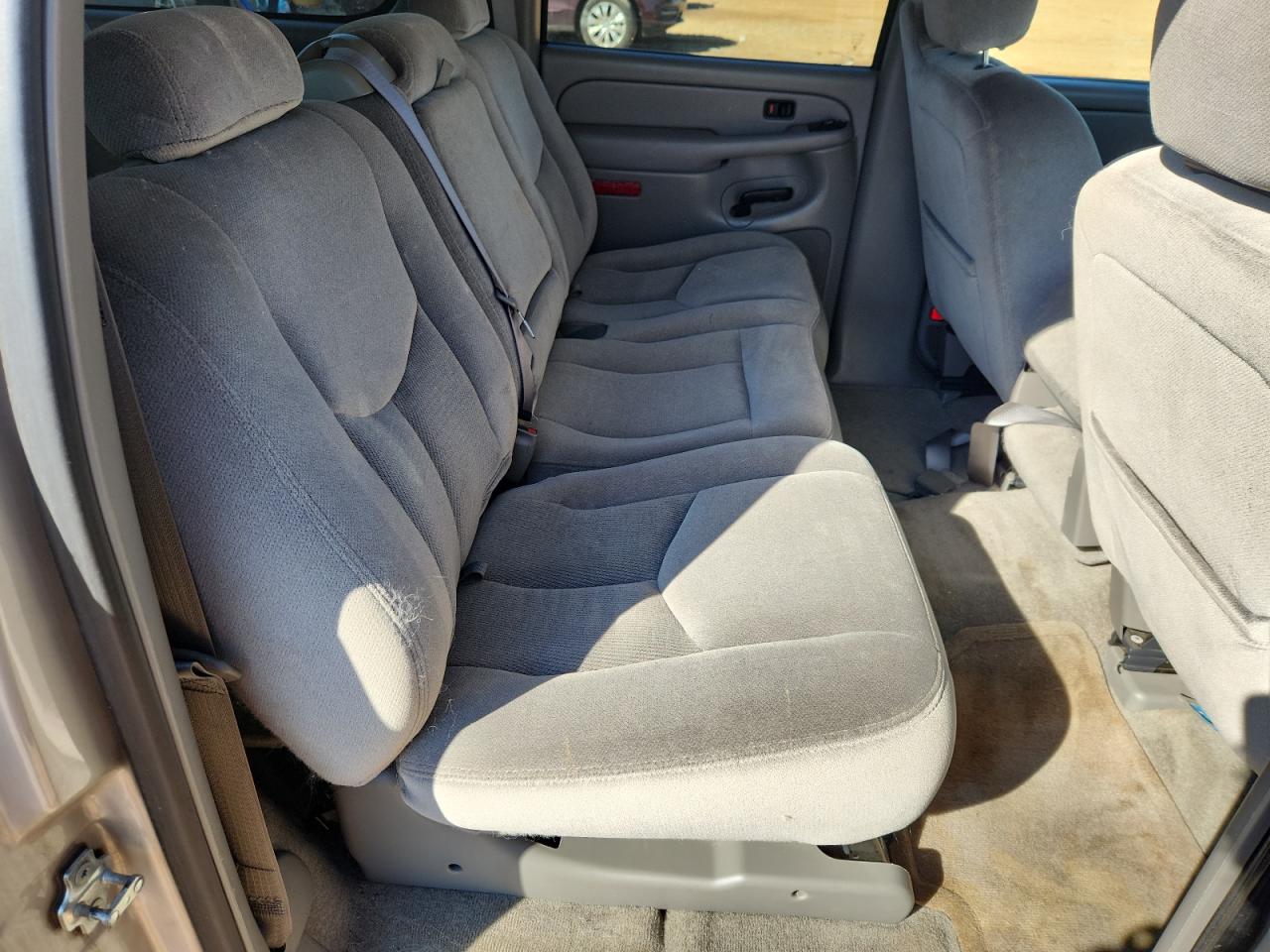 2005 GMC Yukon Xl K2500 VIN: 1GKGK26U75R161385 Lot: 85731565