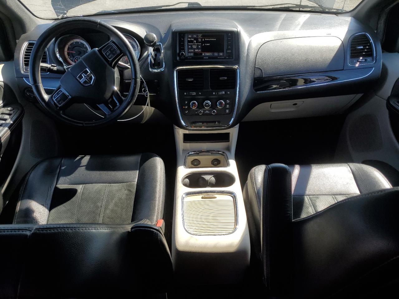 2017 Dodge Grand Caravan Sxt VIN: 2C4RDGCG4HR616539 Lot: 86856535