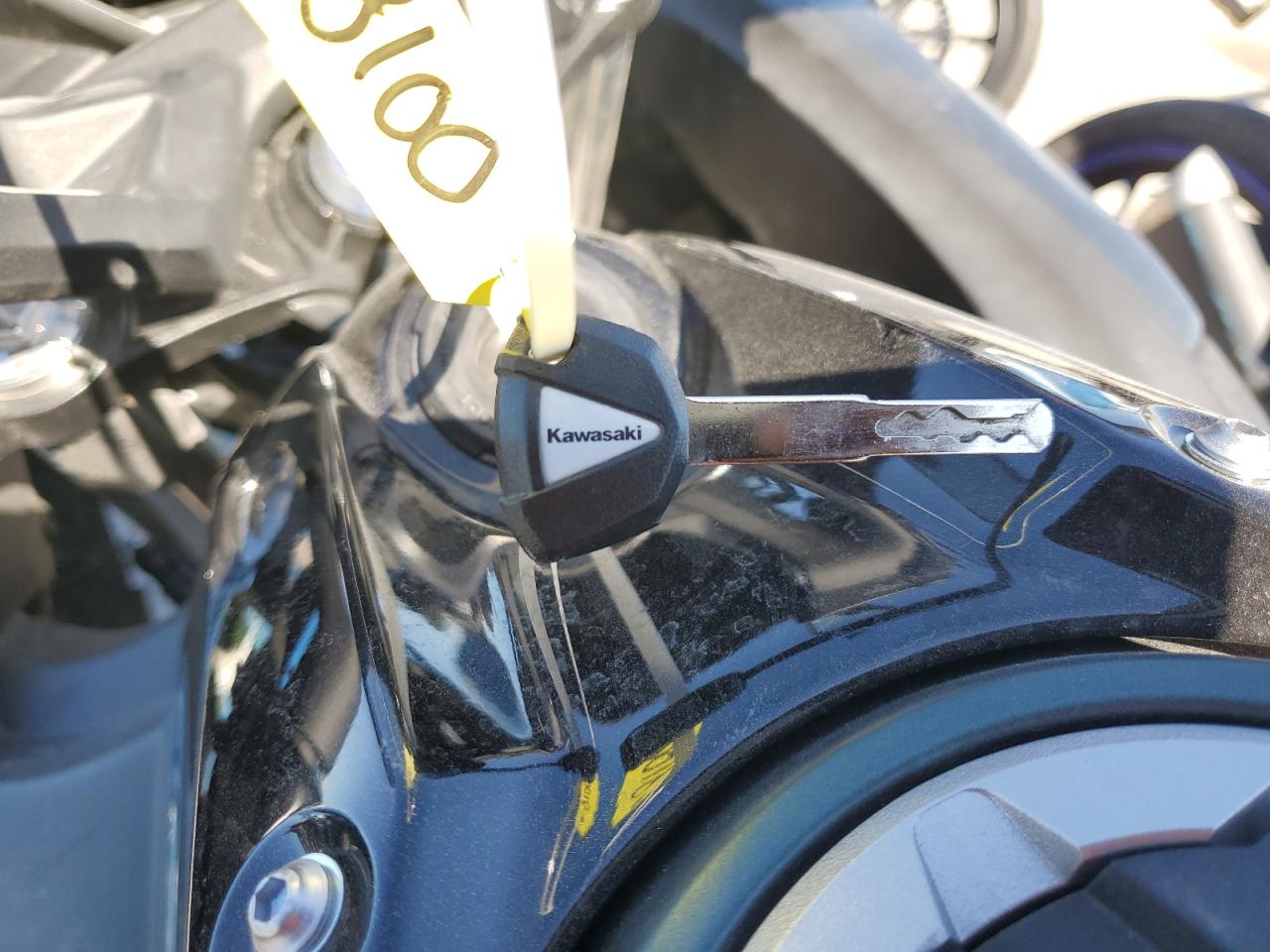 2025 Kawasaki Ex650 P VIN: ML5EXEP14SDAF8100 Lot: 84978305