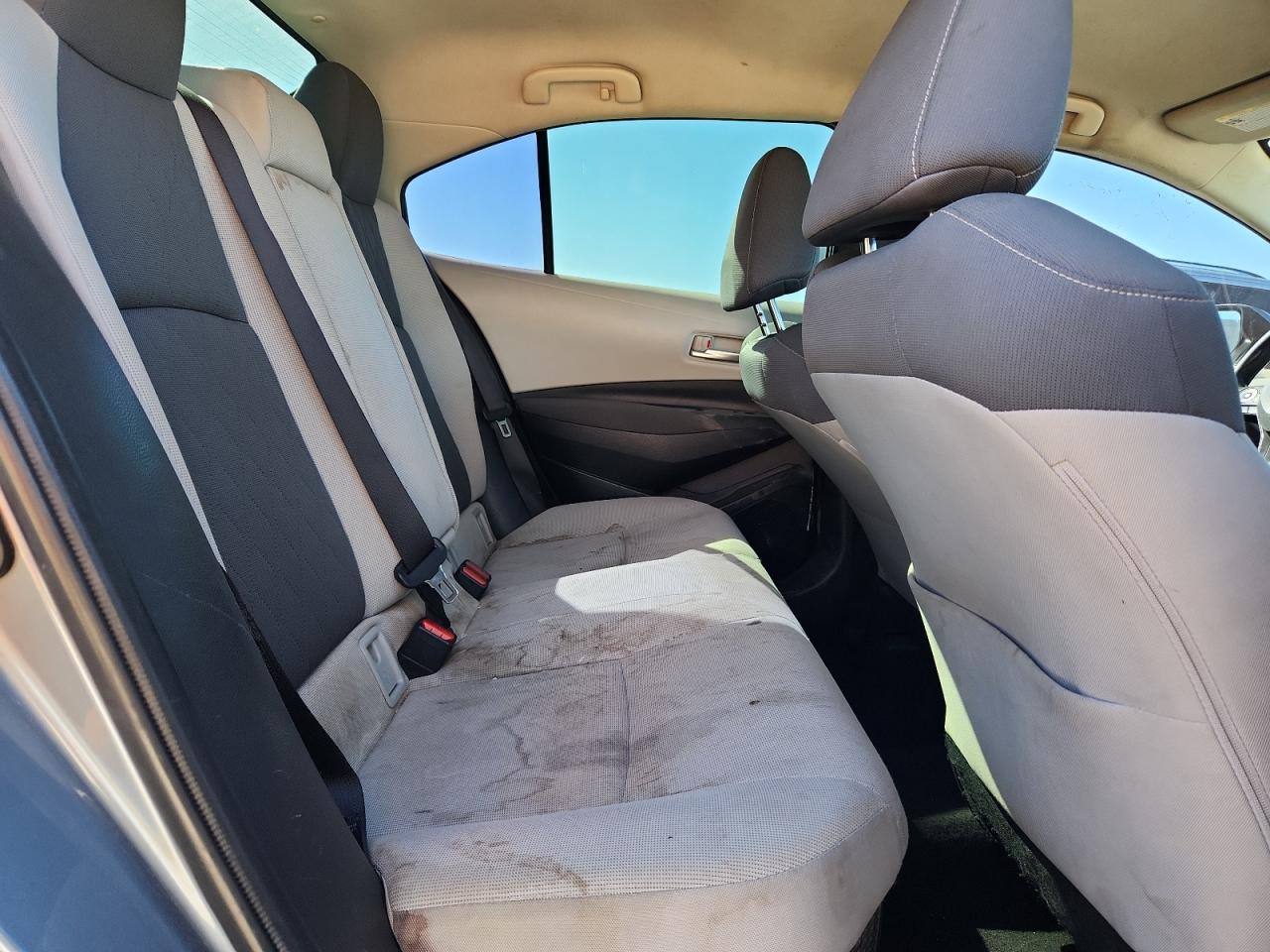 2020 Toyota Corolla Le VIN: JTDEBRBE4LJ010543 Lot: 82437045