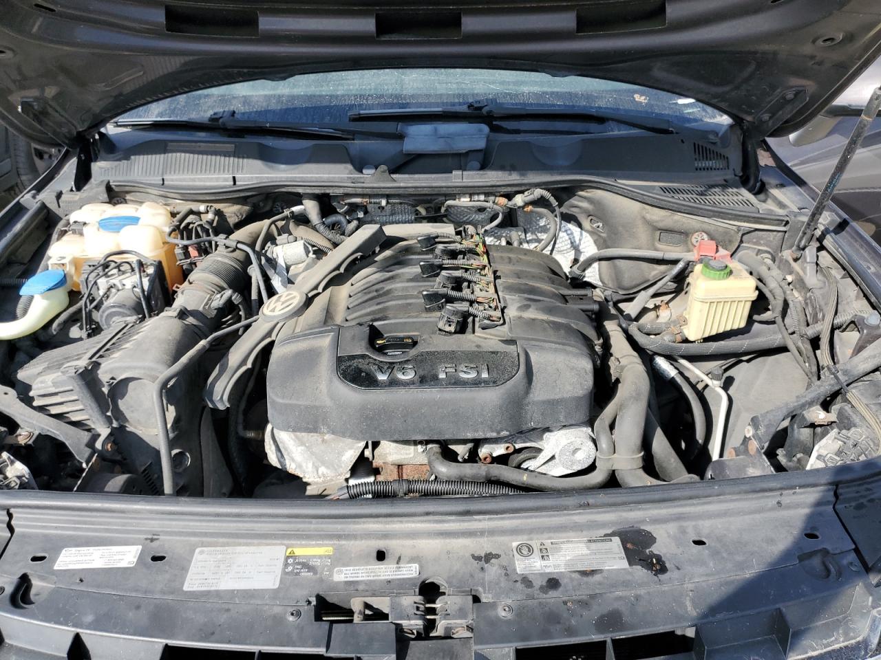 2013 Volkswagen Touareg V6 VIN: WVGEF9BP5DD007166 Lot: 89822865