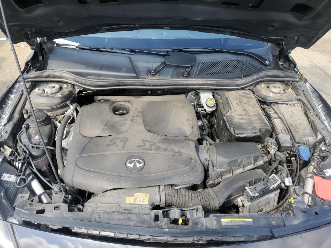 2017 Infiniti Qx30 Base VIN: SJKCH5CR3HA018492 Lot: 84944445