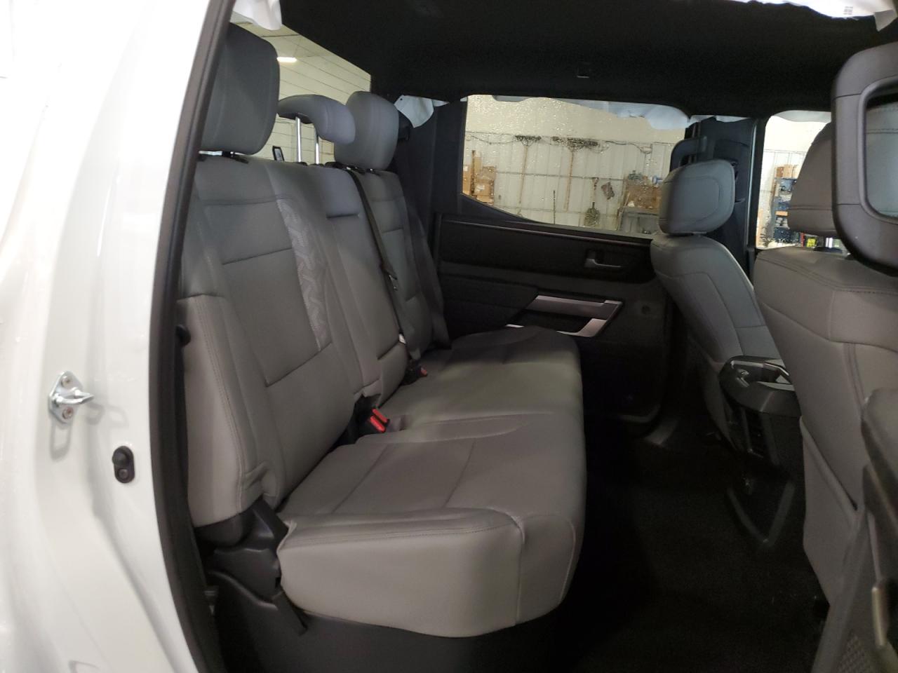 2025 Toyota Tundra Crewmax Sr VIN: 5TFLA5DBXSX269443 Lot: 84546195