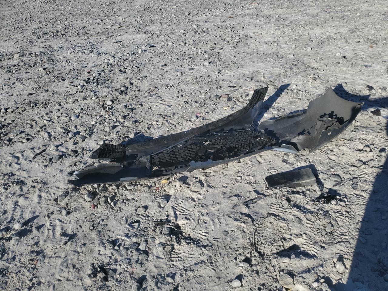 2018 Infiniti Q60 Luxe 300 VIN: JN1EV7EK5JM341854 Lot: 82427715