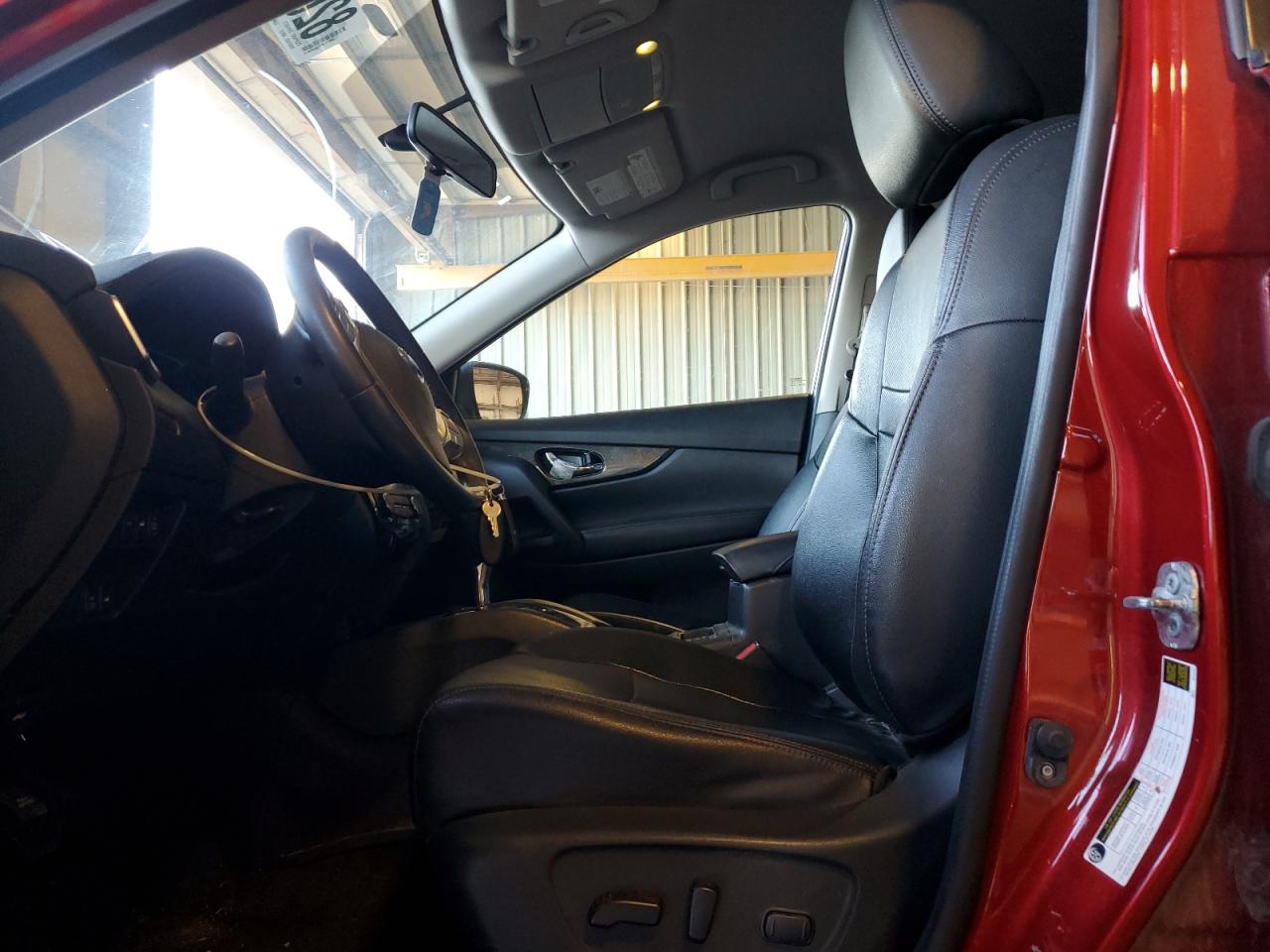 2016 Nissan Rogue S VIN: KNMAT2MV4GP680998 Lot: 82640815