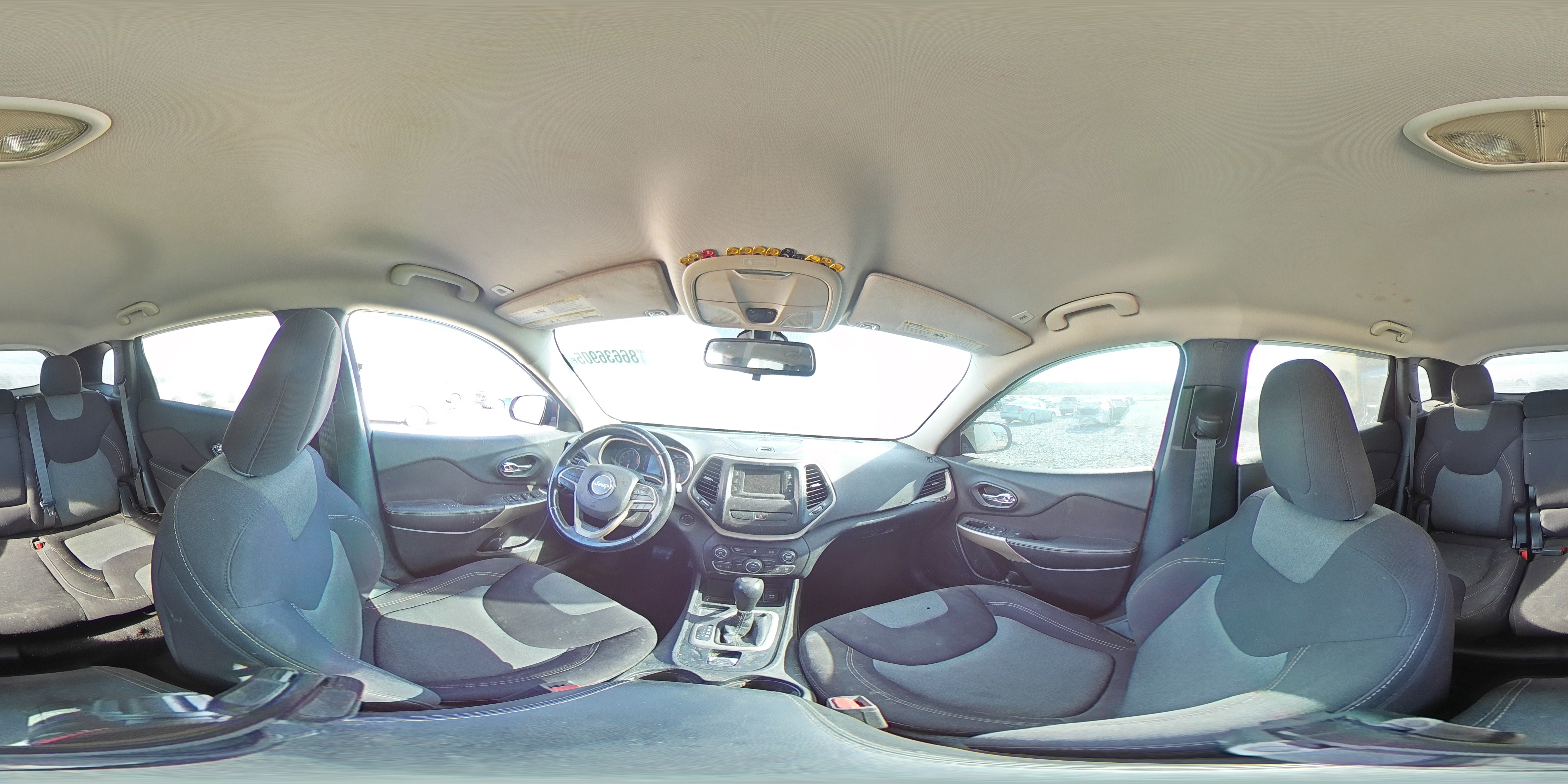 2018 Jeep Cherokee Latitude VIN: 1C4PJLCB0JD621159 Lot: 86636905