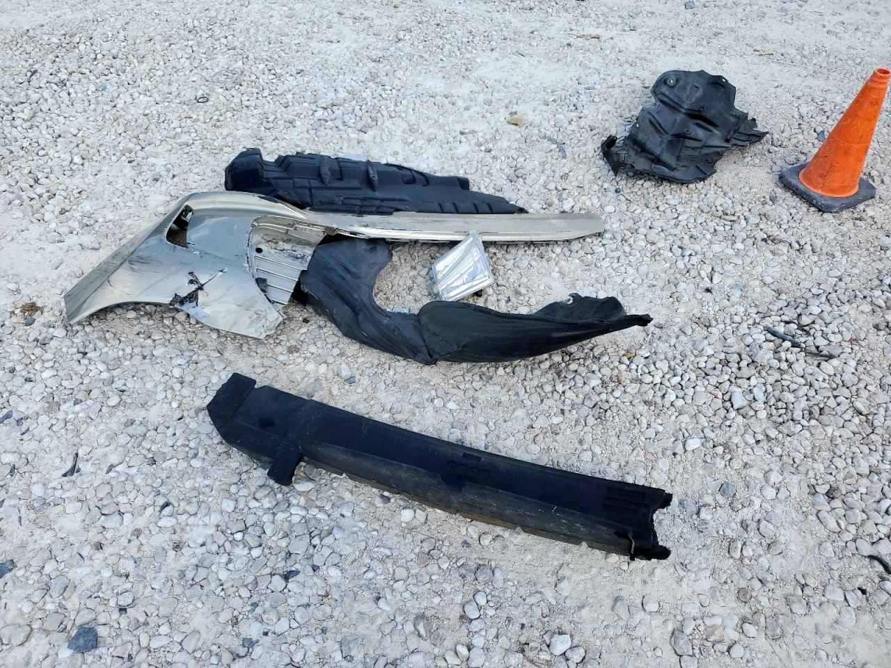 2016 Toyota Avalon Xle VIN: 4T1BK1EB1GU214111 Lot: 85130415