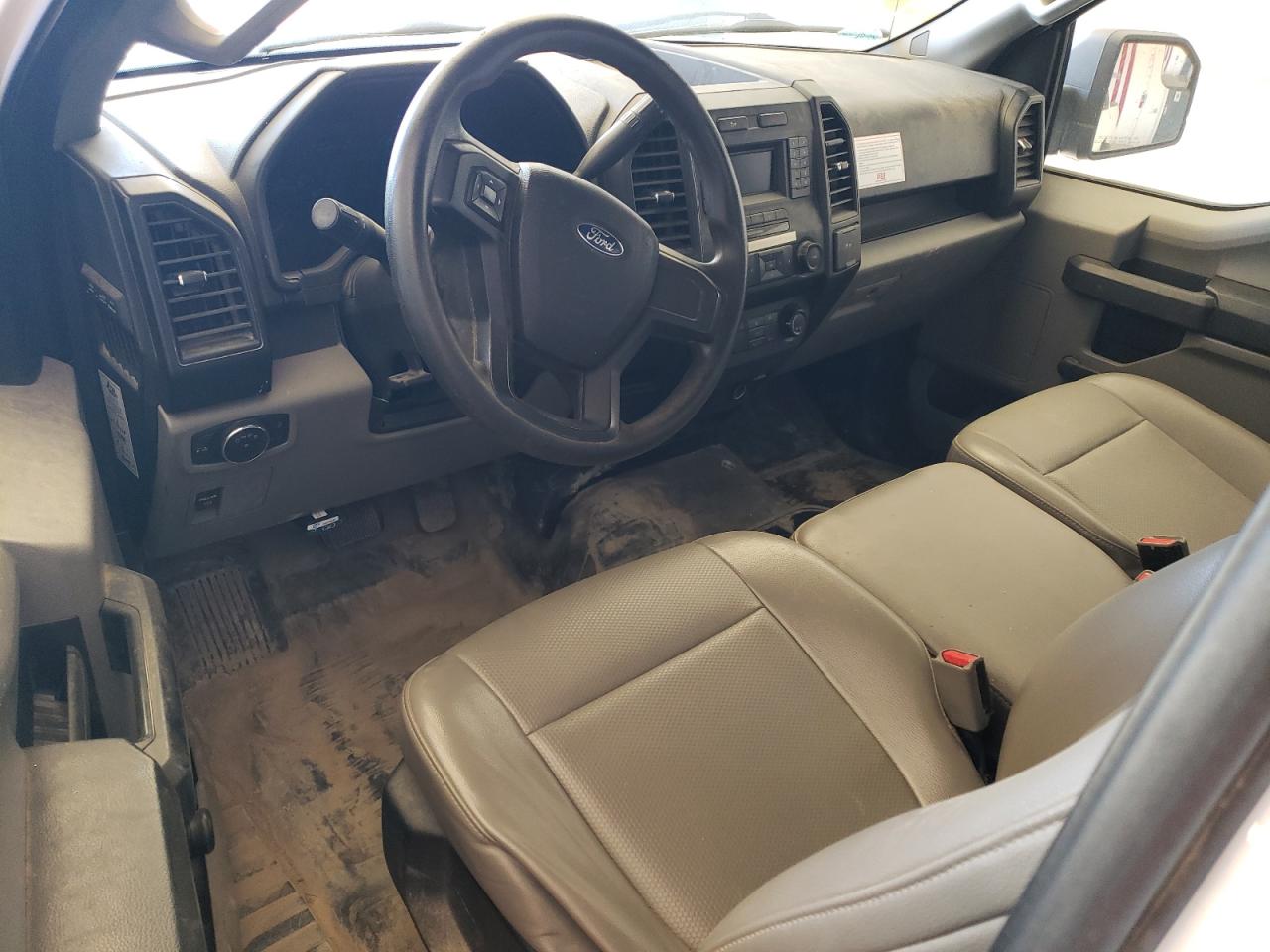 2017 Ford F150 VIN: 1FTMF1C89HFC03940 Lot: 84612225