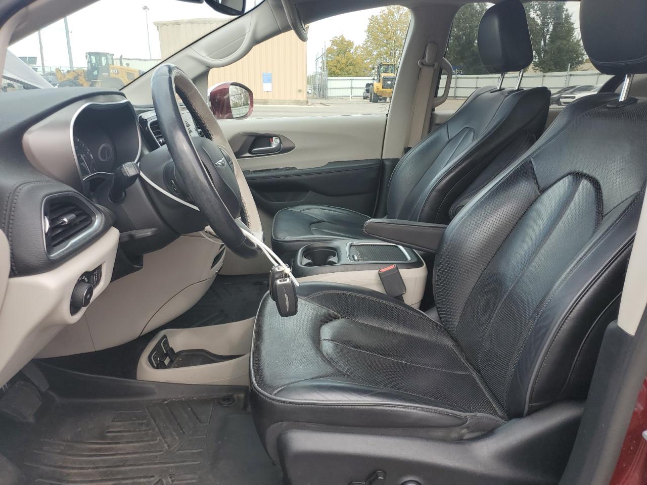 2018 Chrysler Pacifica Limited VIN: 2C4RC1GG8JR320777 Lot: 89904345