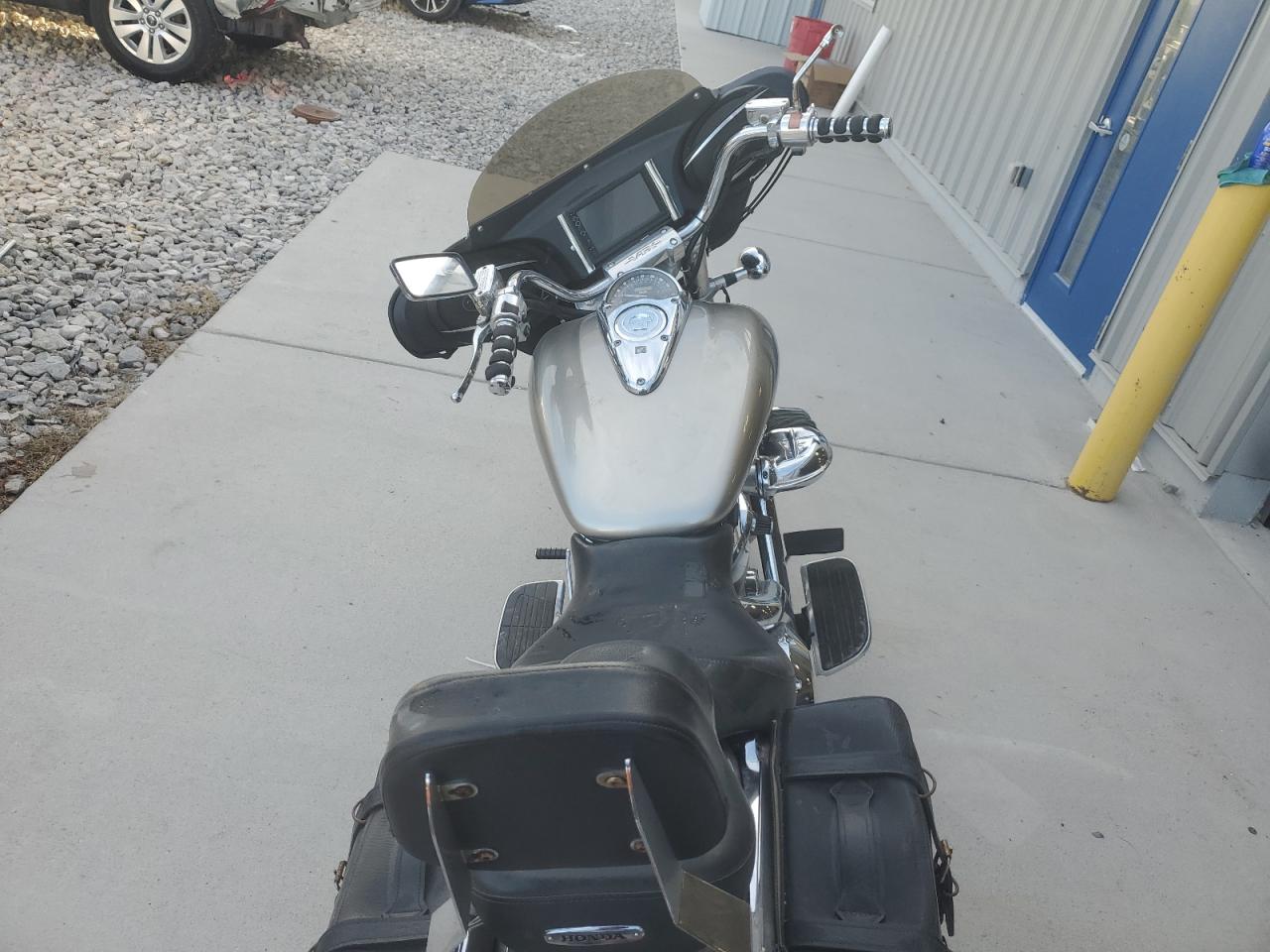 2003 Honda Vtx1800 R VIN: 1HFSC49093A104369 Lot: 81985455