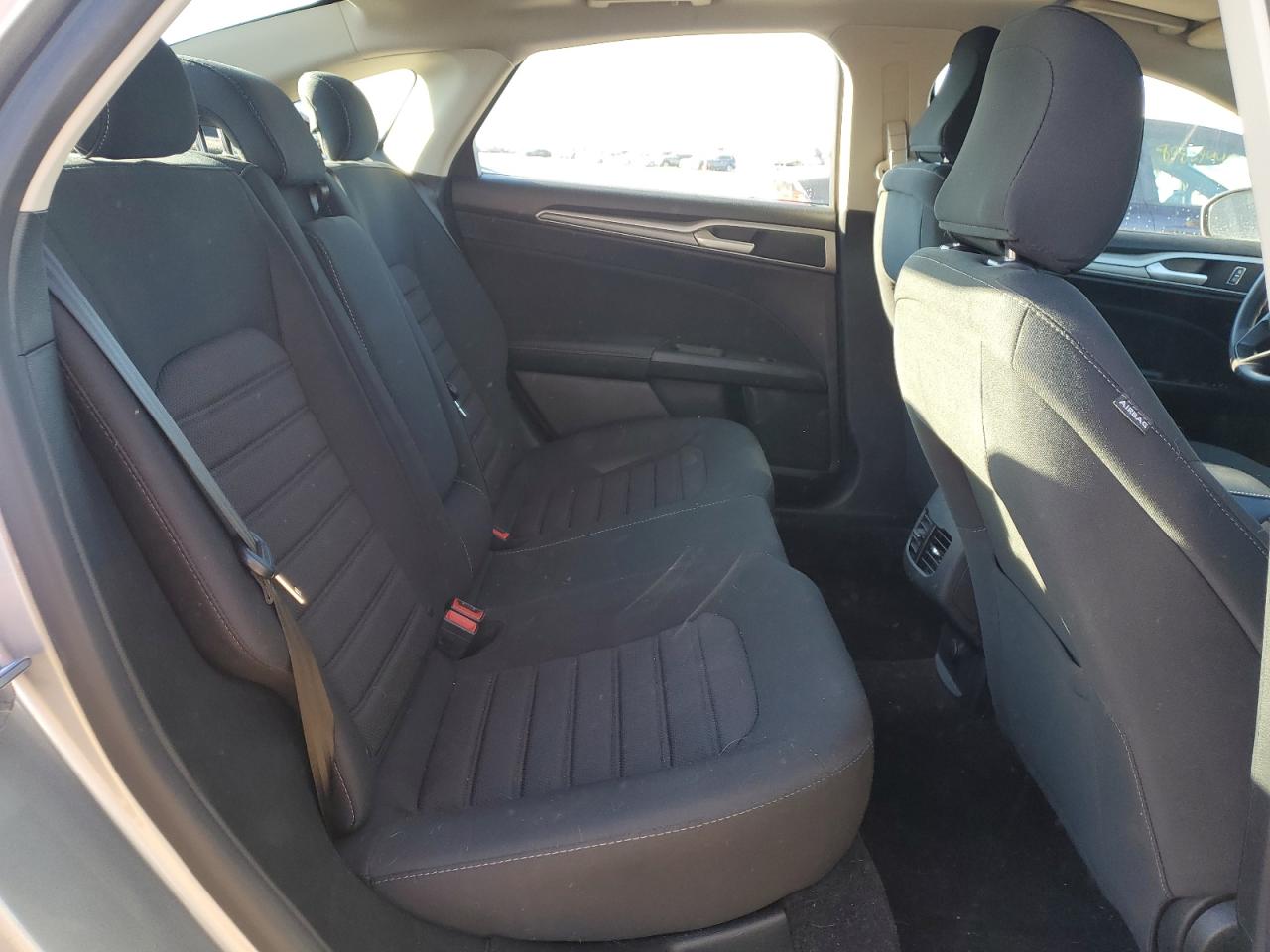 2020 Ford Fusion Se VIN: 3FA6P0HD8LR225399 Lot: 89866105