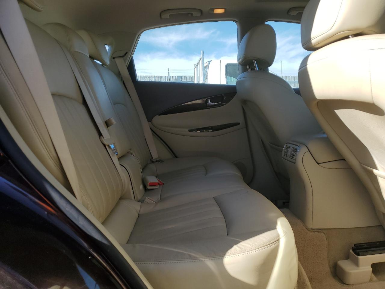 2010 Infiniti Ex35 Base VIN: JN1AJ0HR2AM754325 Lot: 82125555