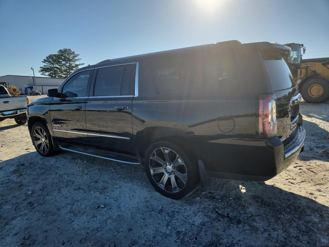 2016 GMC Yukon Xl Denali black suv gas 1GKS2HKJ7GR158790 photo #3