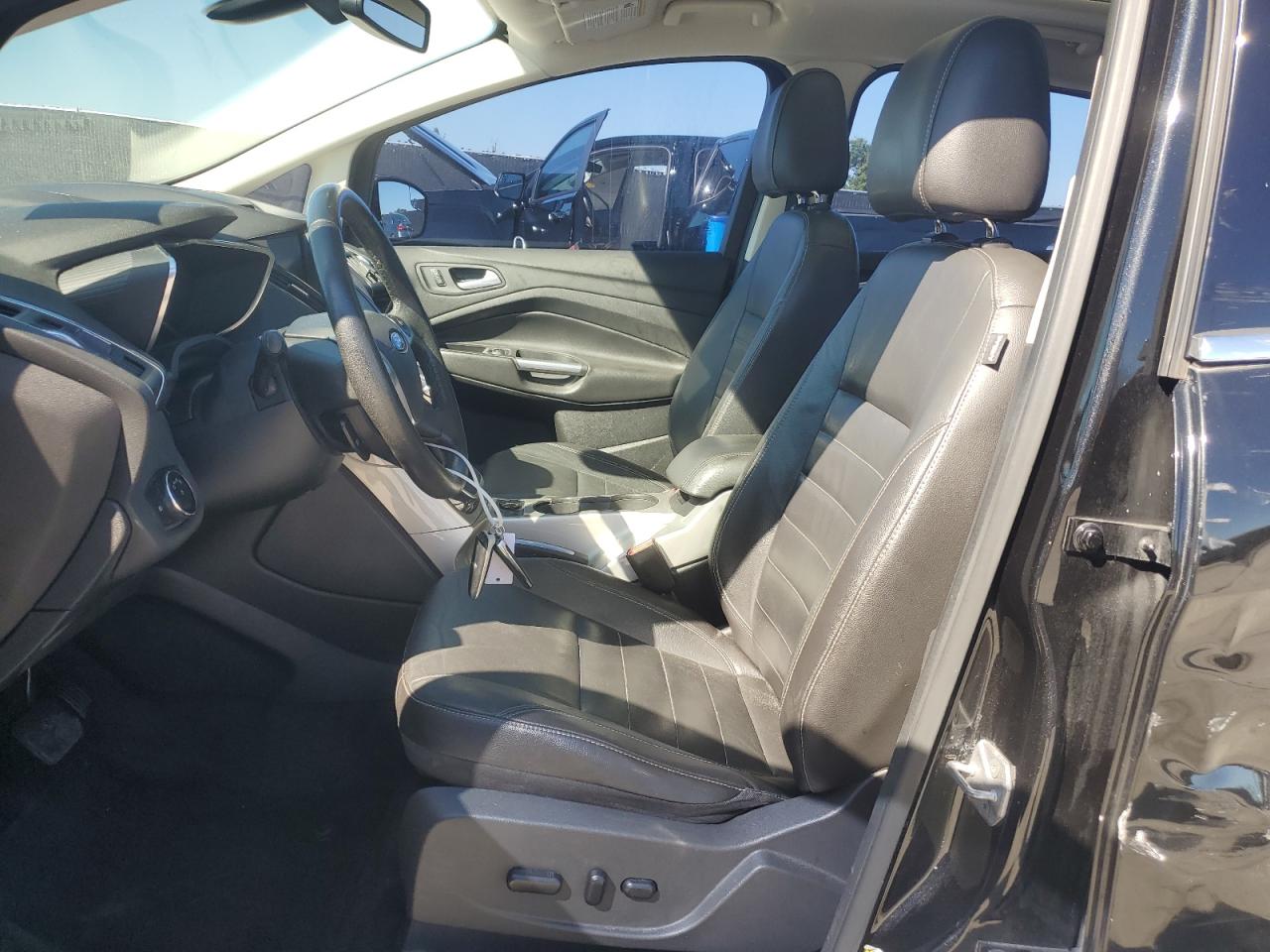 2013 Ford C-Max Premium VIN: 1FADP5CU1DL545692 Lot: 86318275