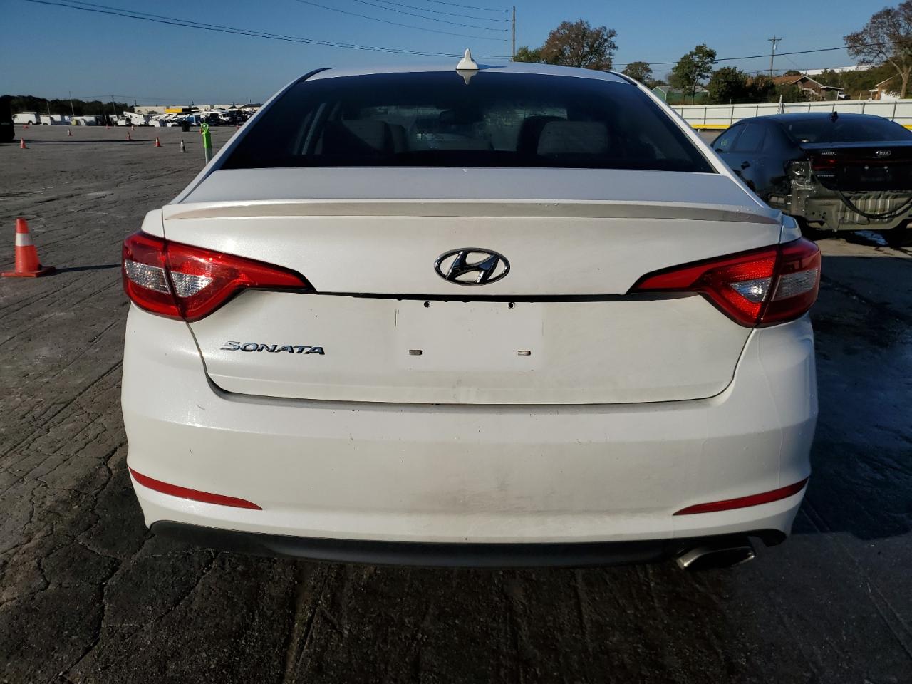2016 Hyundai Sonata Se VIN: 5NPE24AFXGH317663 Lot: 86340595