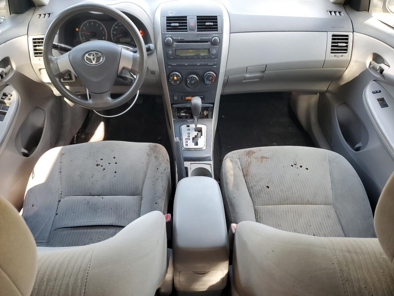 2010 Toyota Corolla Base VIN: 2T1BU4EE4AC276830 Lot: 84890945