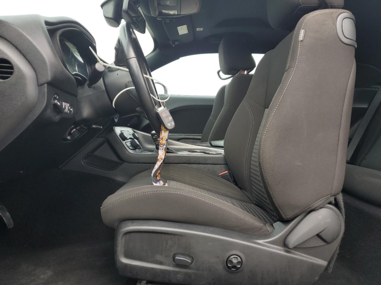 2020 Dodge Challenger Sxt VIN: 2C3CDZAG9LH226592 Lot: 82234615