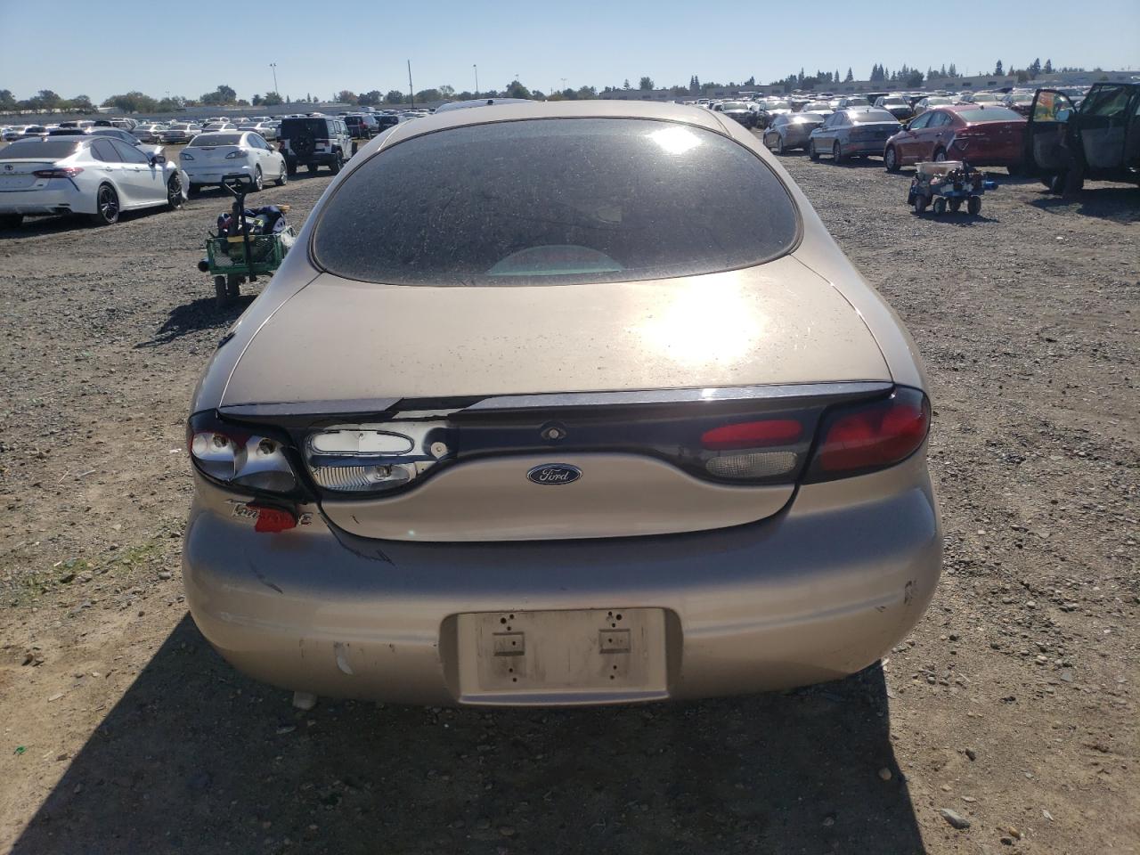1999 Ford Taurus Se VIN: 1FAFP53U7XA202524 Lot: 90349055