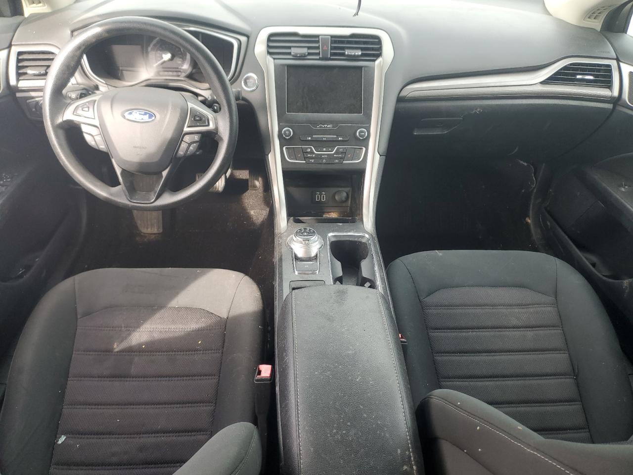 2019 Ford Fusion Se VIN: 3FA6P0T97KR274868 Lot: 90091035