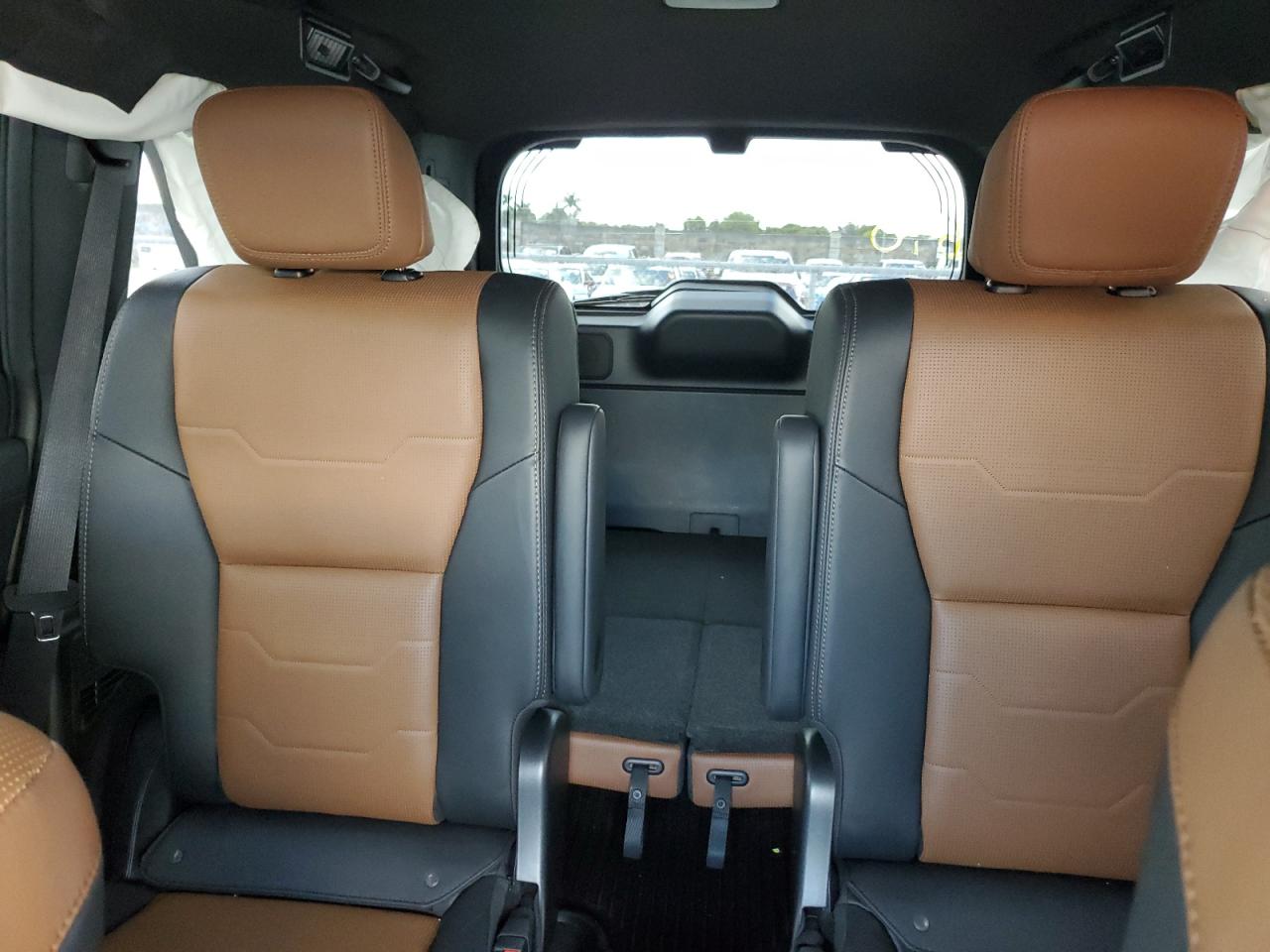 2025 Lexus Gx 550 Luxury VIN: JTJVBCDX7S5049935 Lot: 85568685