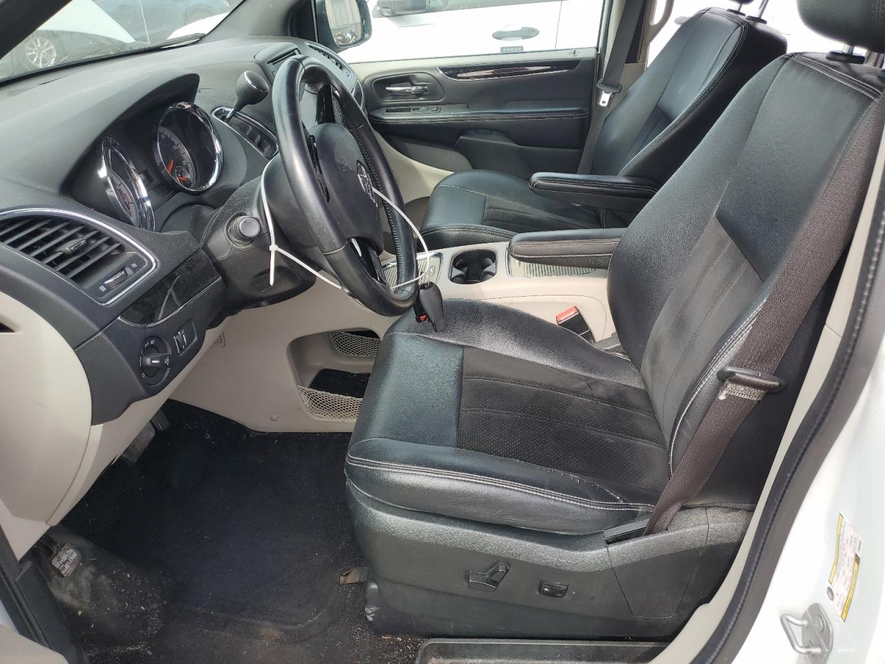 2017 Dodge Grand Caravan Sxt VIN: 2C4RDGCGXHR858302 Lot: 85270565