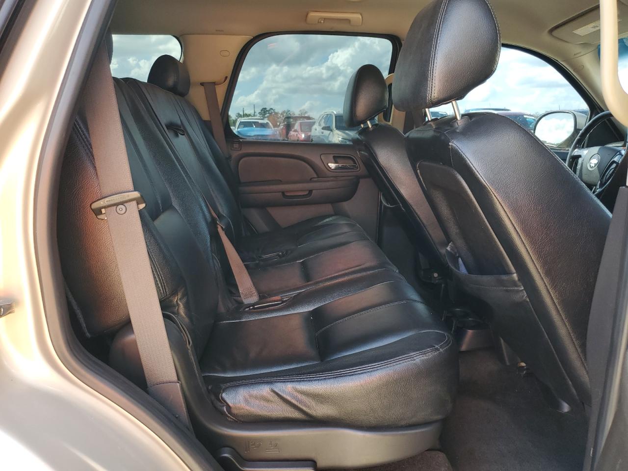 2007 Chevrolet Tahoe C1500 VIN: 1GNFC13JX7R370302 Lot: 81510285