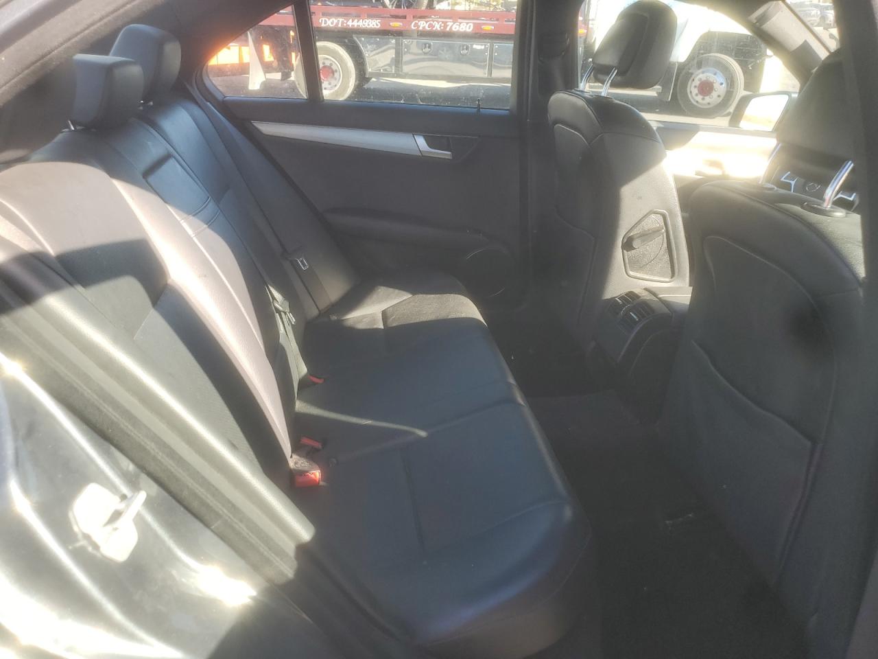 2013 Mercedes-Benz C 250 VIN: WDDGF4HB1DA768215 Lot: 90613895