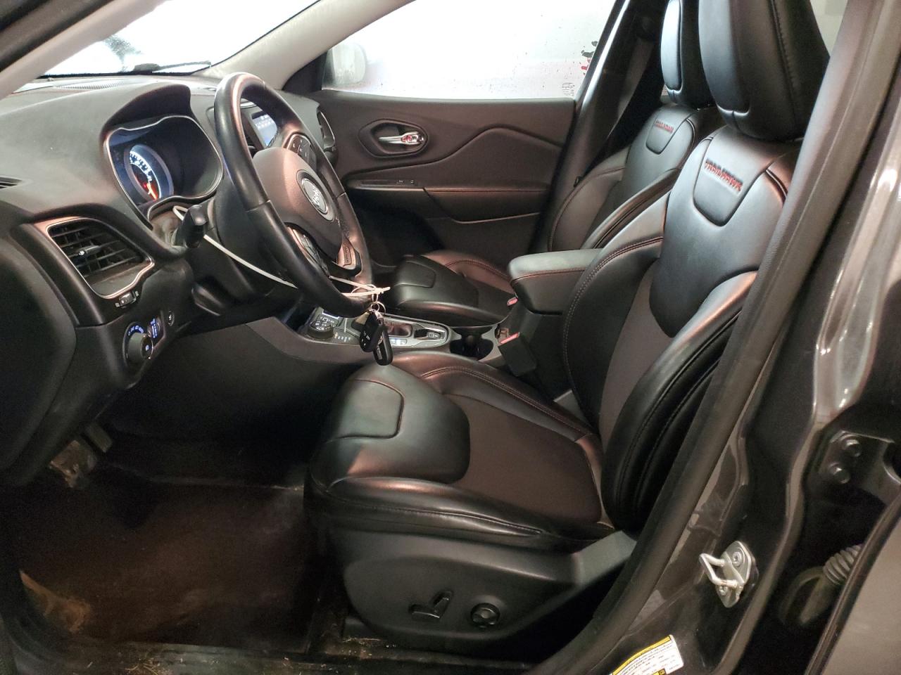 2019 Jeep Cherokee Trailhawk VIN: 1C4PJMBX9KD237451 Lot: 82006265