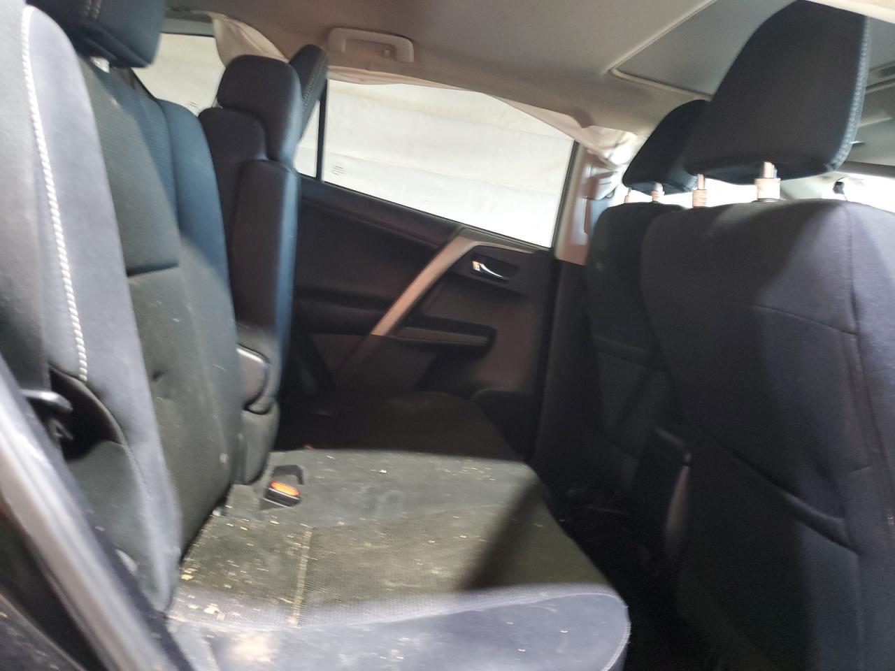 2017 Toyota Rav4 Xle VIN: 2T3RFREV2HW595634 Lot: 85140055