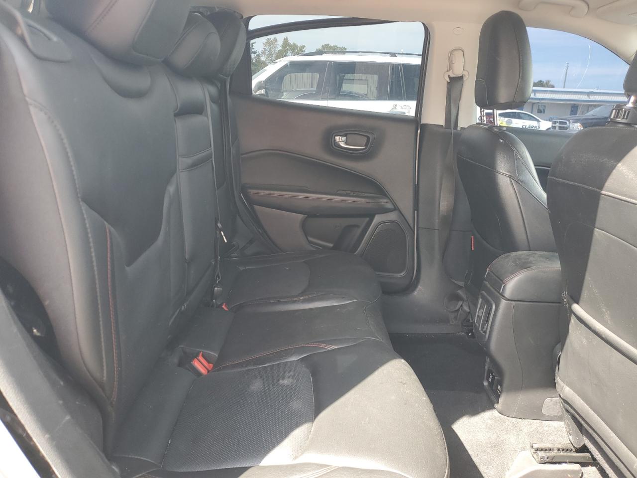 2018 Jeep Compass Trailhawk VIN: 3C4NJDDB7JT268666 Lot: 85698725