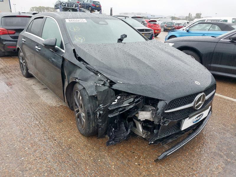 2023 MERCEDES-BENZ A 180 SPORT EXECUTIVE MHE 