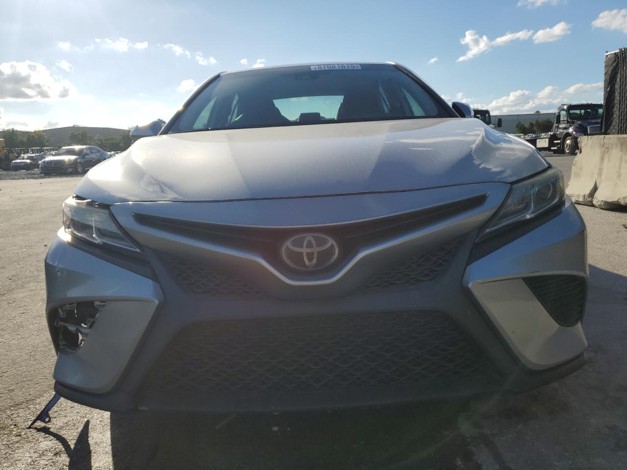 car-image car-image