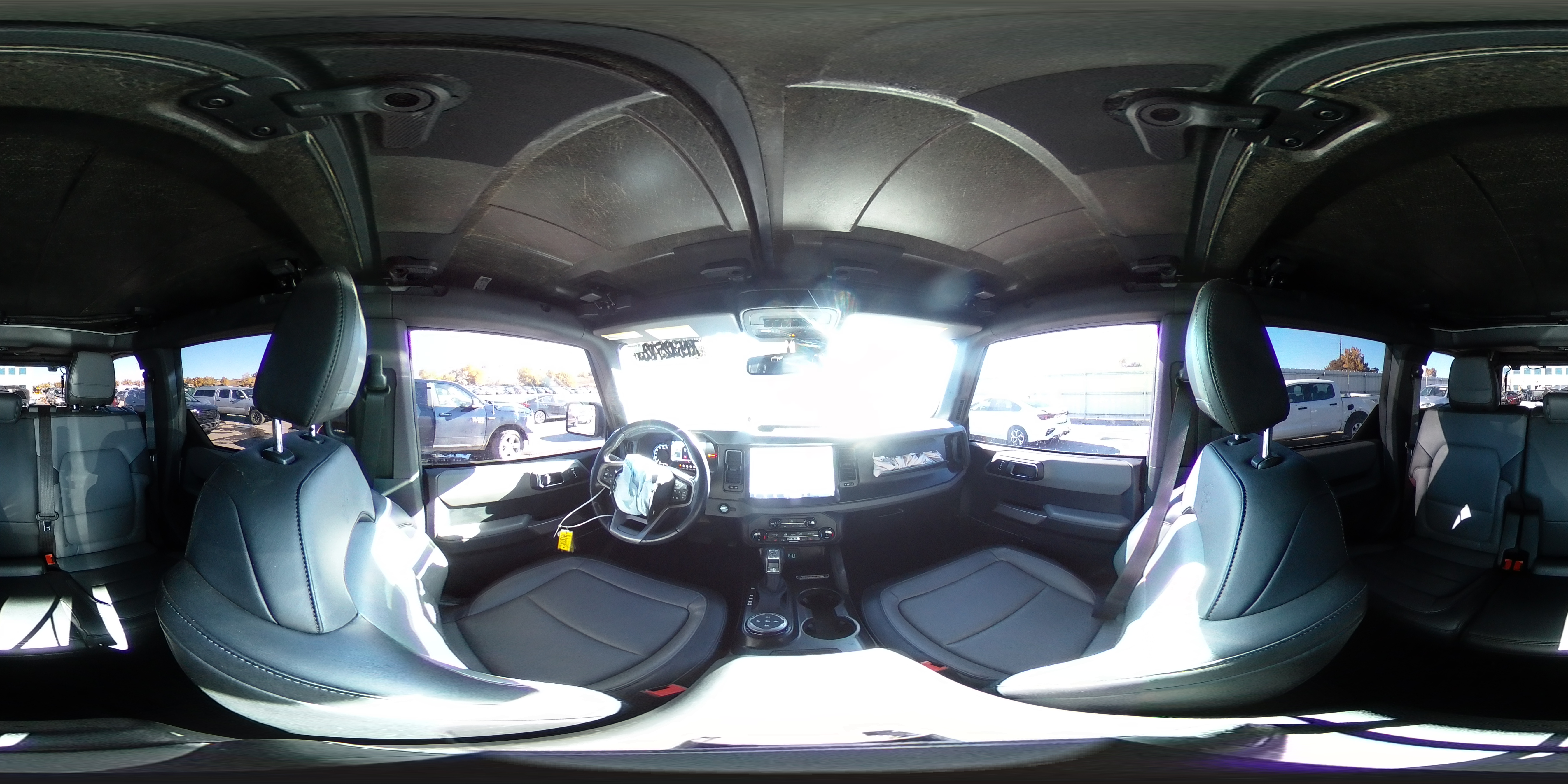 2022 Ford Bronco Base VIN: 1FMEE5DH6NLB75794 Lot: 85766465