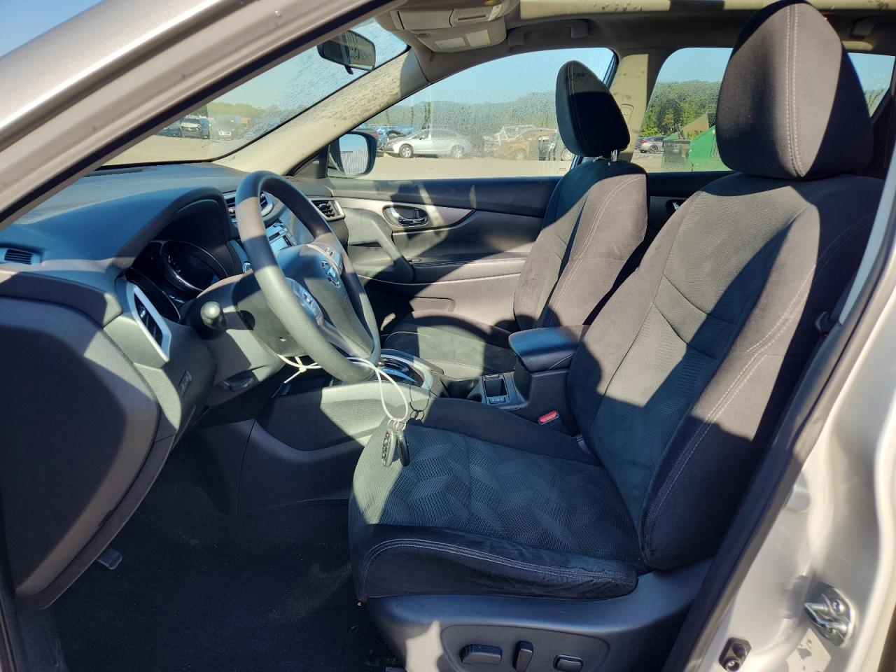 2015 Nissan Rogue S VIN: 5N1AT2MV8FC919115 Lot: 84863275