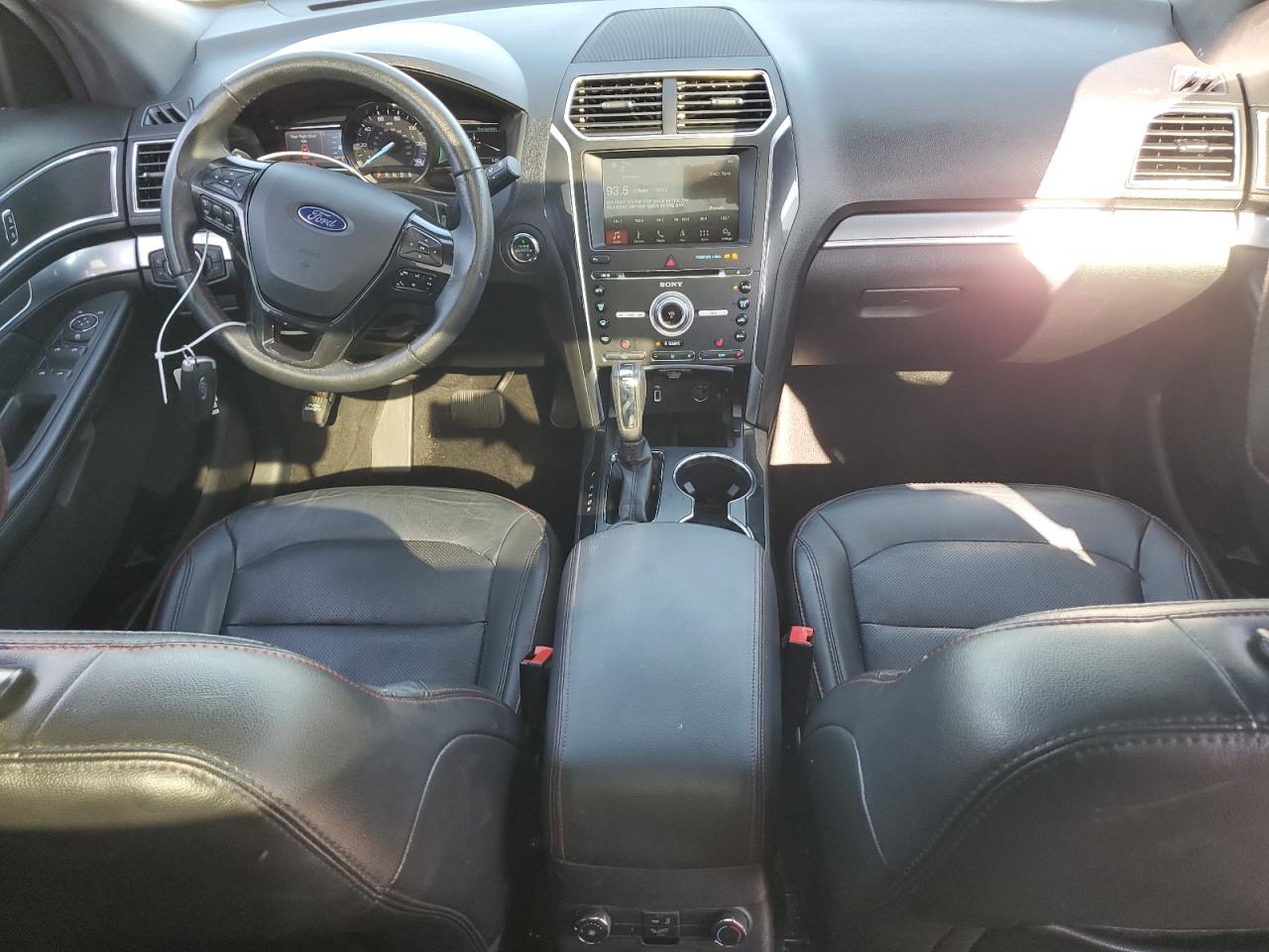 2018 Ford Explorer Sport VIN: 1FM5K8GT3JGC00387 Lot: 85305355