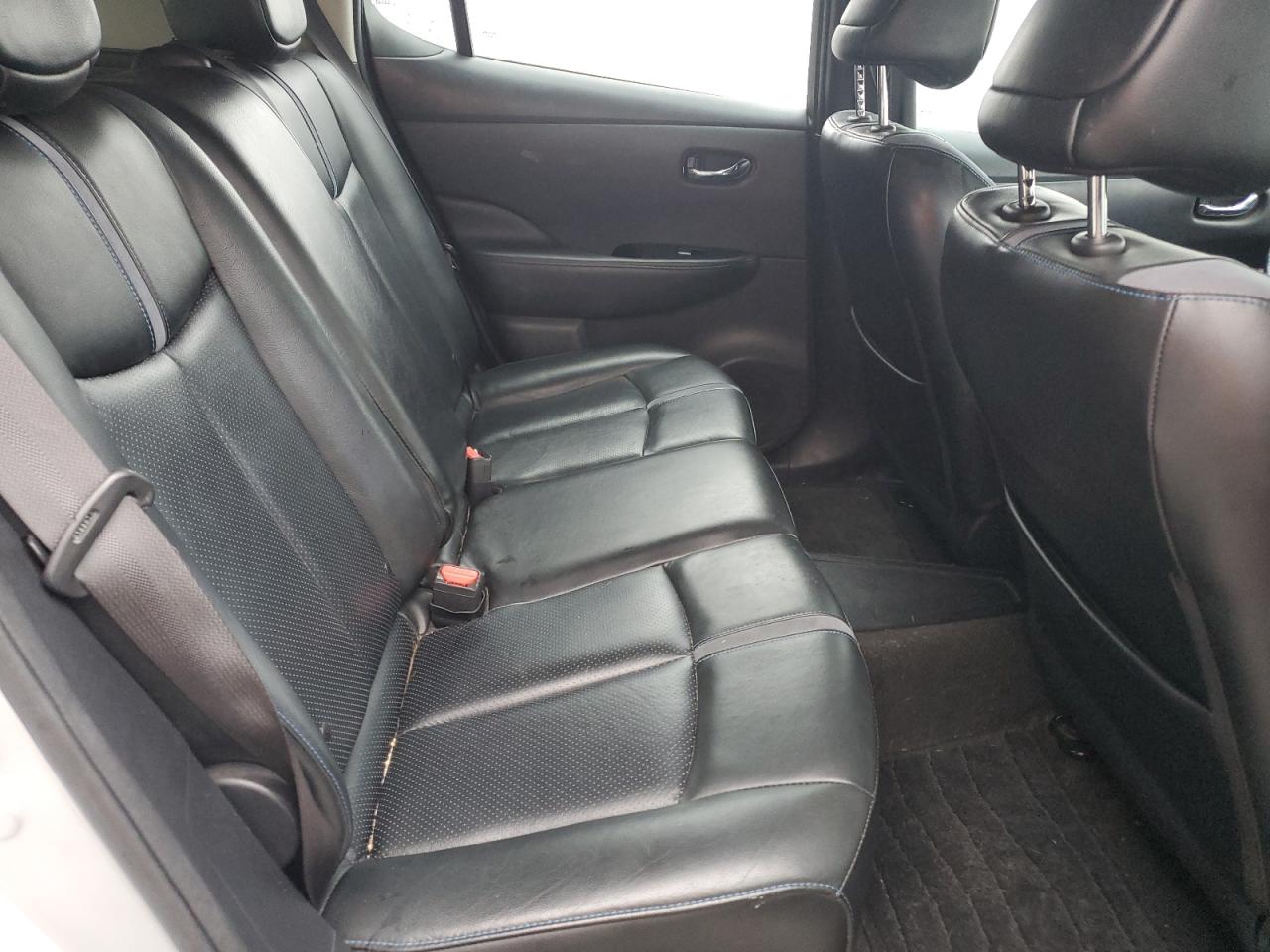 2018 Nissan Leaf S VIN: 1N4AZ1CP2JC306163 Lot: 84573025